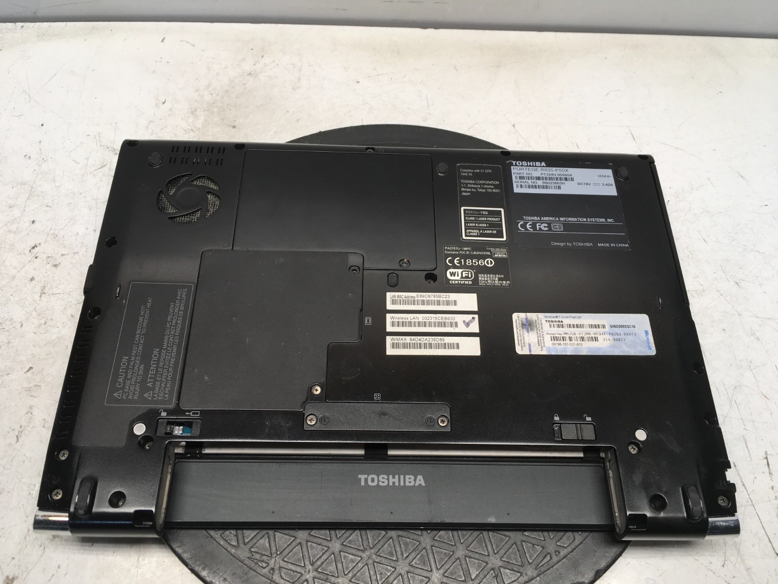 Toshiba Portege R835-P50X Intel i3-2310M 2.1GHz 4 GB NO HDD