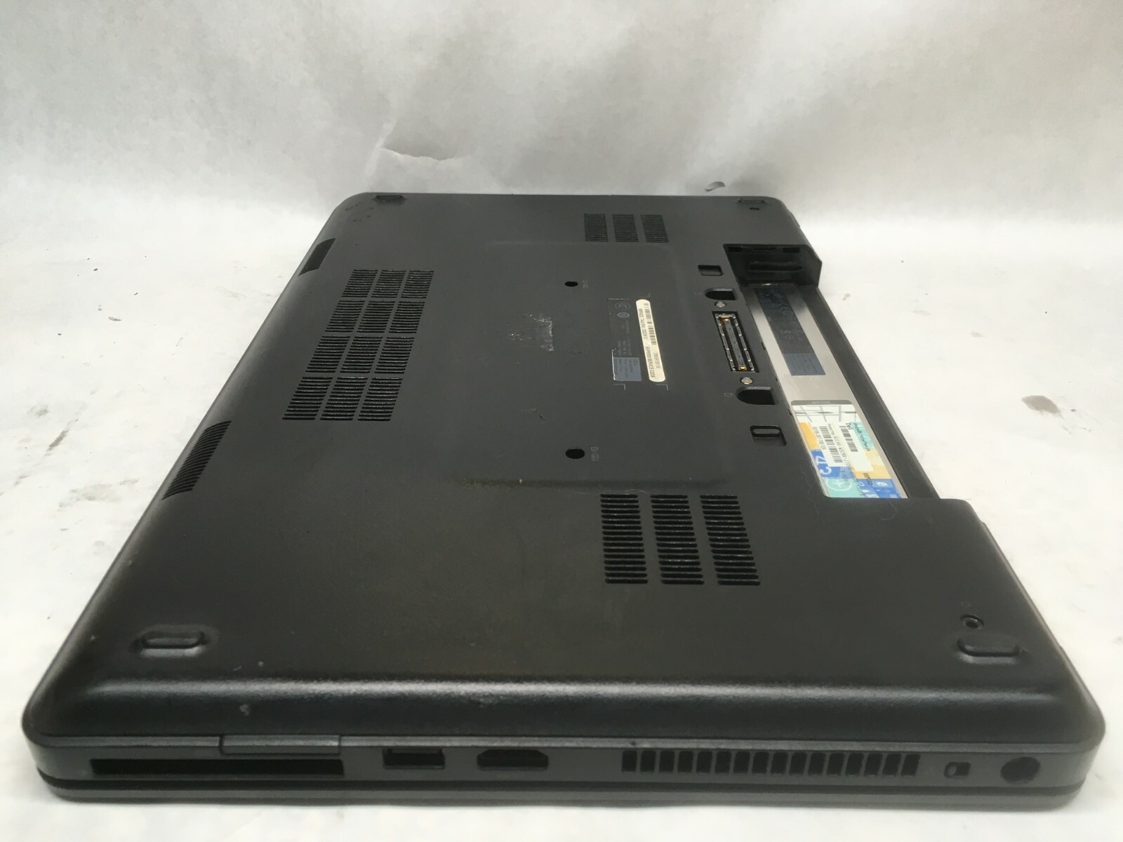 Dell Latitude E5540 Core i5 Laptop For Parts NO LCD Screen/HDD/Battery/RAM JR