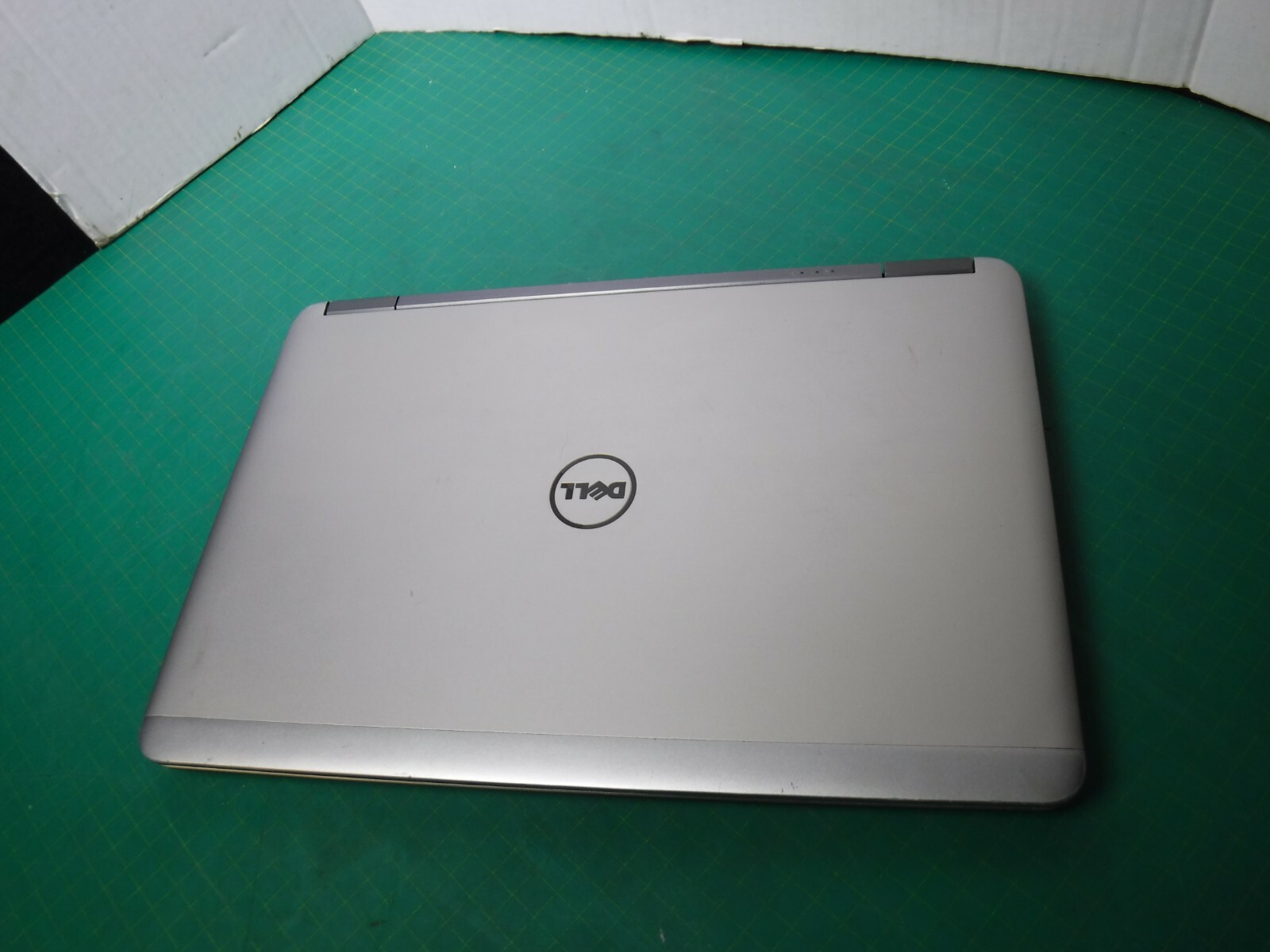 Dell Latitude E7240 Core i5 4310U 4GB RAM 12.5″ Laptop NO HDD NO OS 290XL12