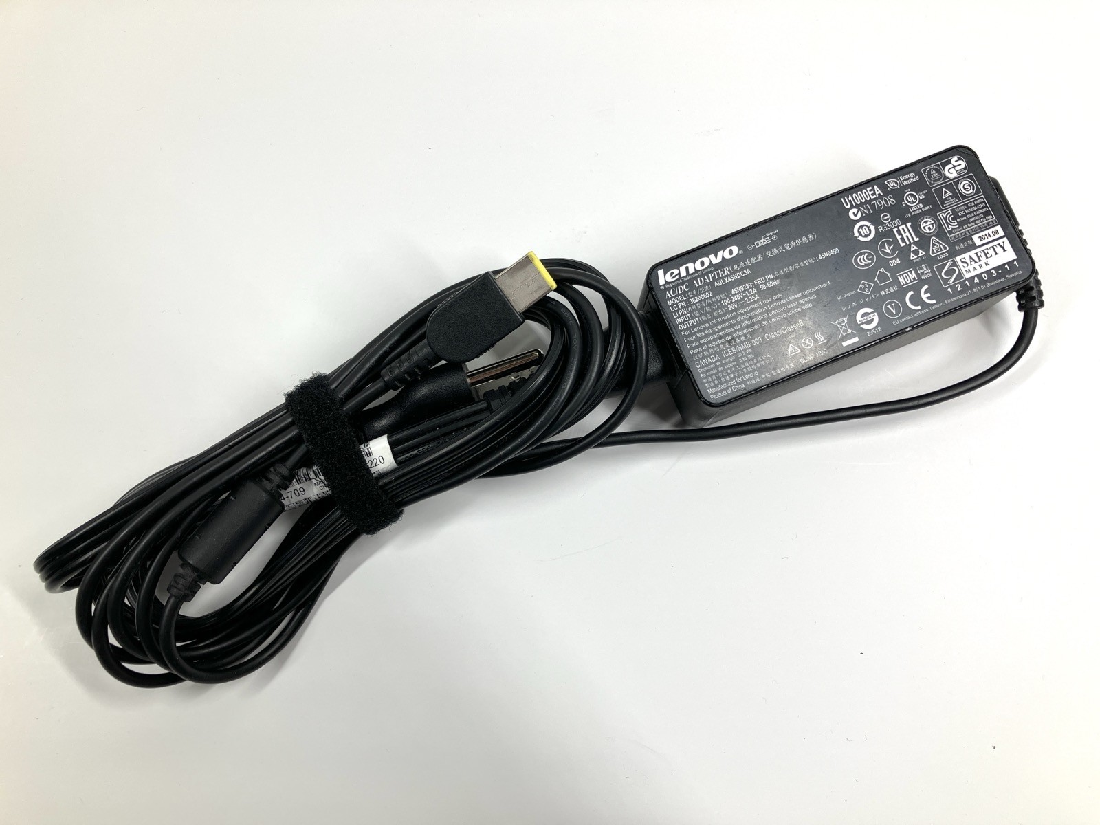 Lenovo Yoga 2 11 FOR PARTS/REPAIR Core i3 1.5 GHz 4GB RAM 500GB HDD