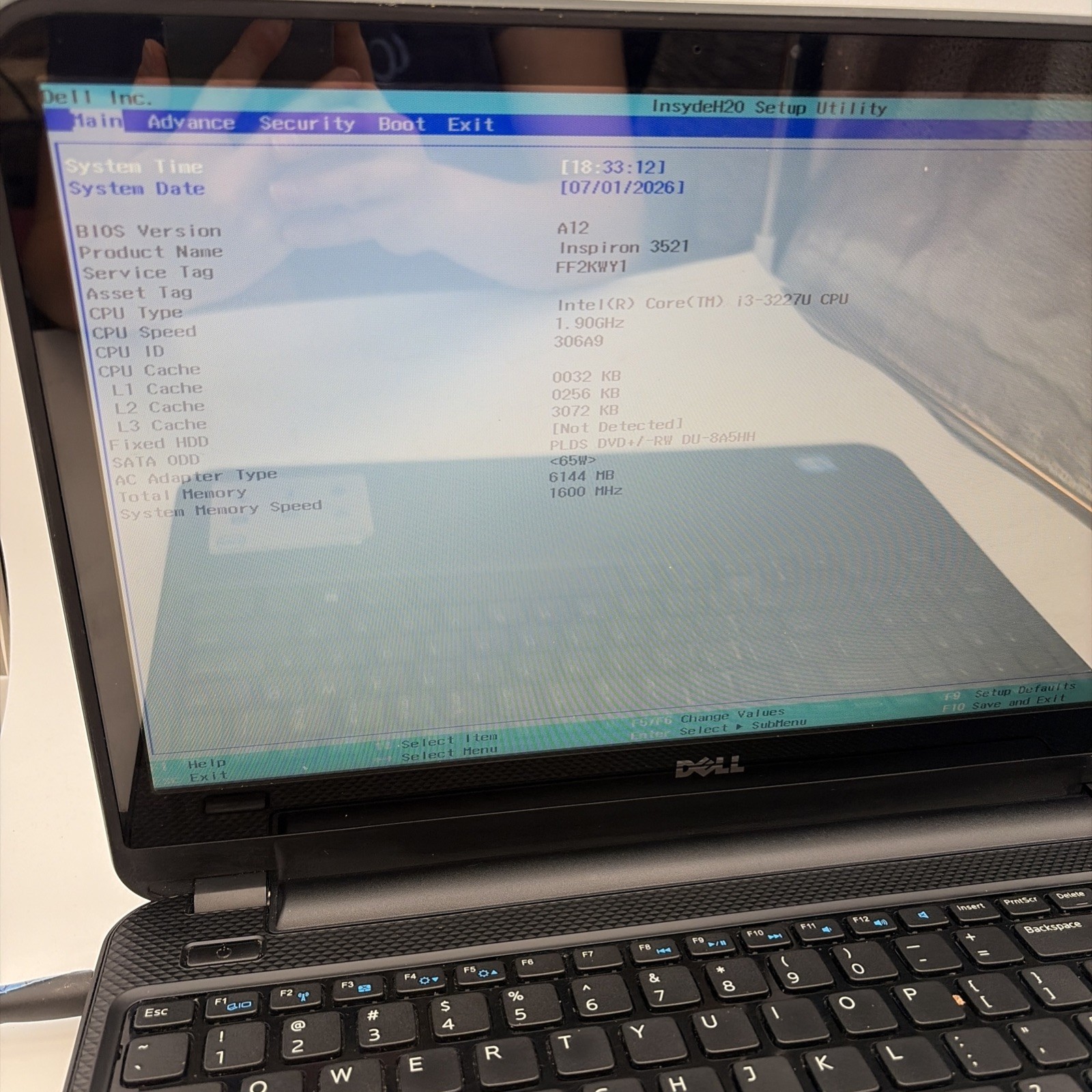 Dell Inspiron 15-3521 15.6” Intel Core i3 No Drive