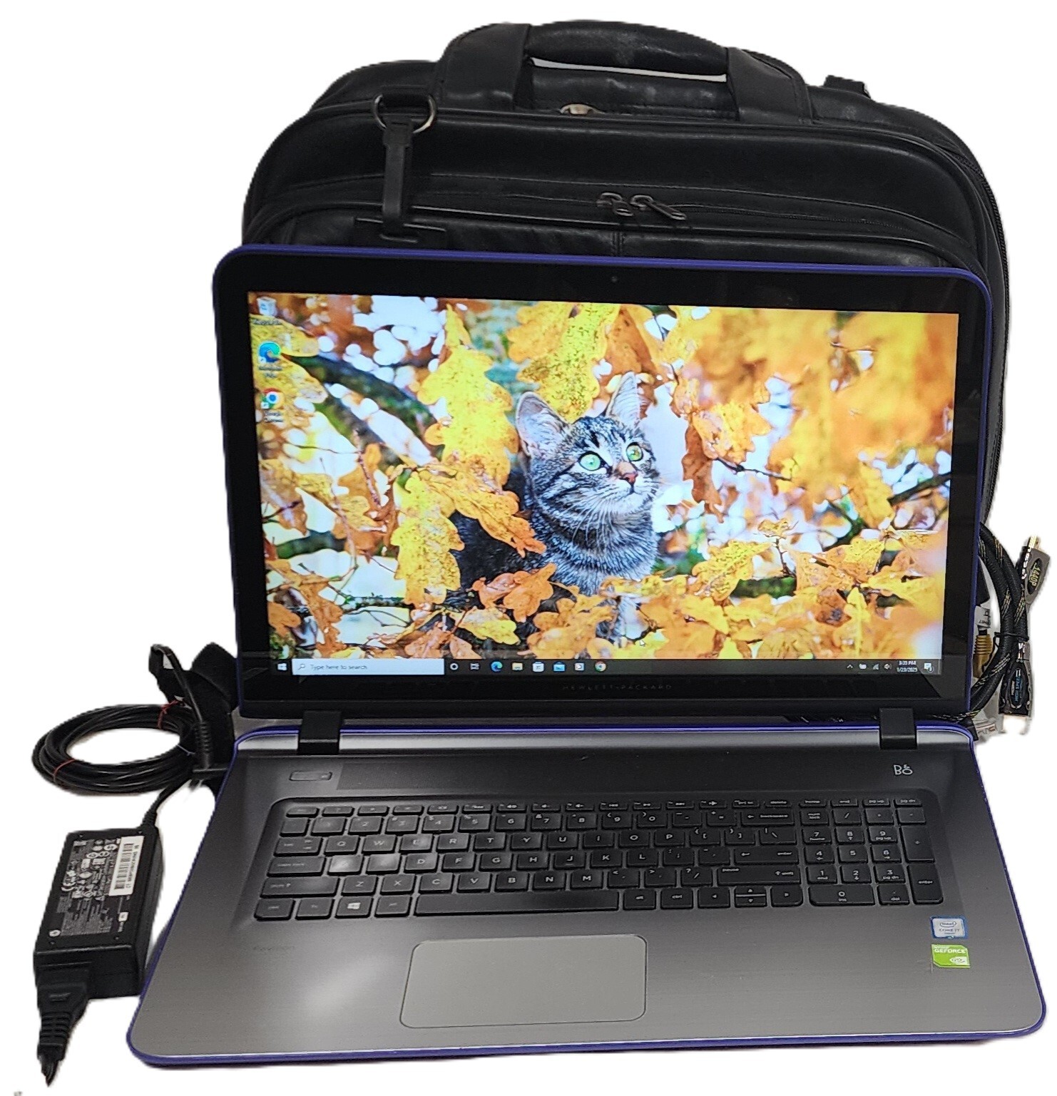 HP Pavilion Notebook 17″ Intel i7-6500U @ 2.5GHz 16GB RAM 256GB HDD Win 10+Case