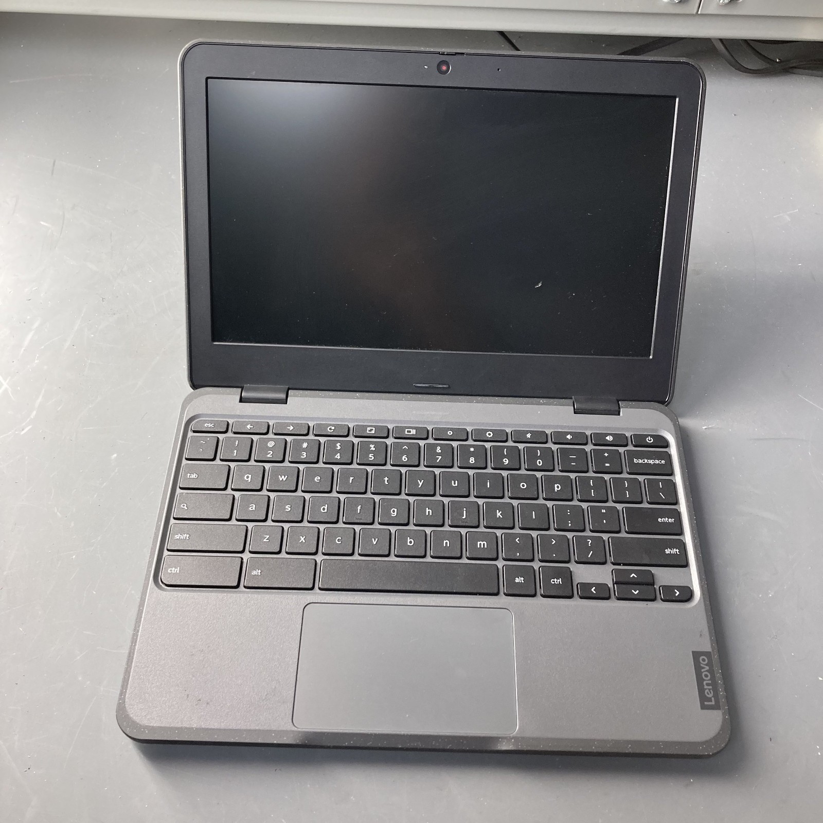Lenovo 100e Chromebook Gen 3 11.6″ AMD 3015Ce w/ Radeon 4GB 32GB Chipped LCD