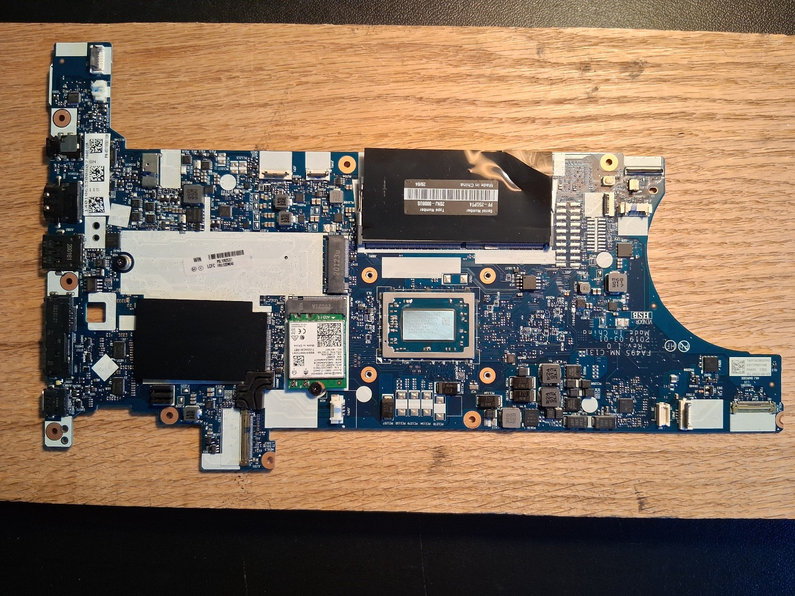 Lenovo ThinkPad T495 Ryzen 7 Pro 3700U 8GB Motherboard NM-C131
