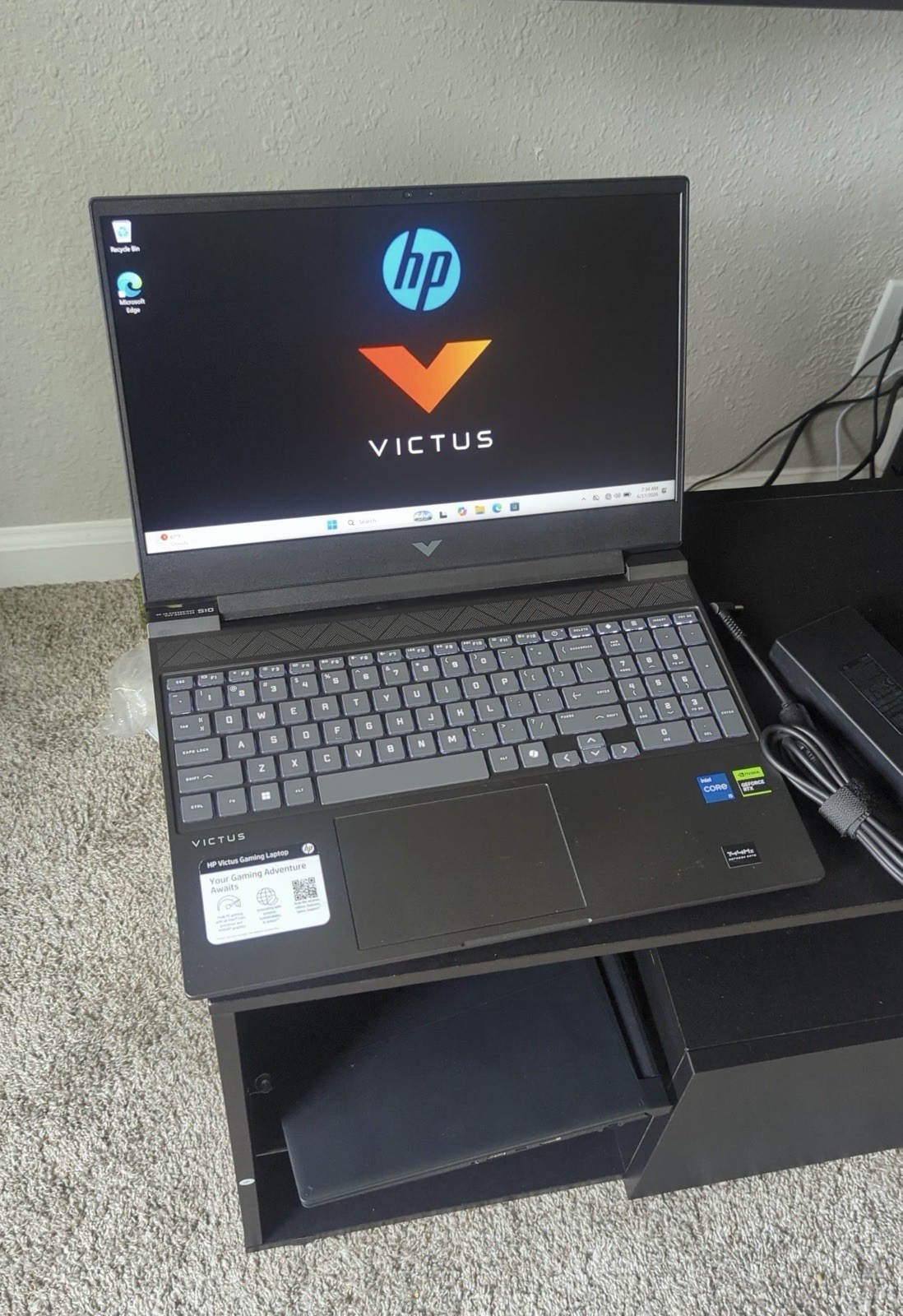 HP Victus Gaming Laptop 15.6″ FHD RTX 4050 Core i5-13420H 16GB RAM 512GB SSD