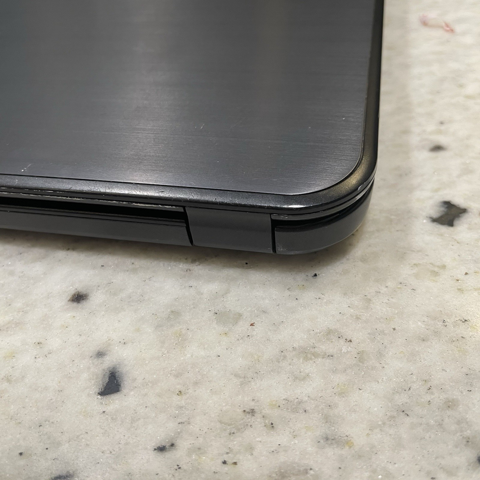 Dell Latitude 3540| Intel Core i3-4030U| No Ram No HDD Tested Boots Bios