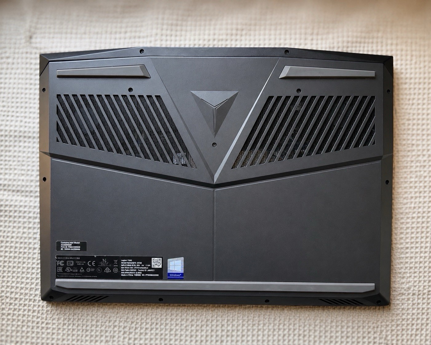 Lenovo Legion Y545 Gaming Laptop i7-9750H GTX 1660 Ti 16GB 1TB+512GB SSD 144hrtz