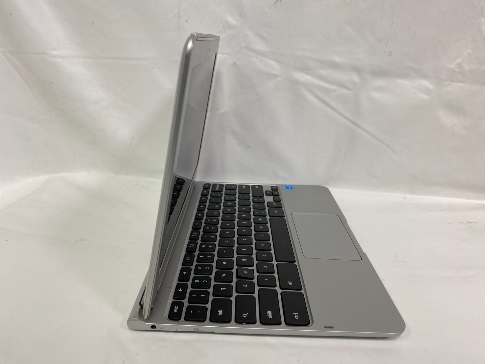 Samsung Chromebook XE303C12 11.6″ Laptop 16GB Samsung Exynos 5250 X2 1.7GHz