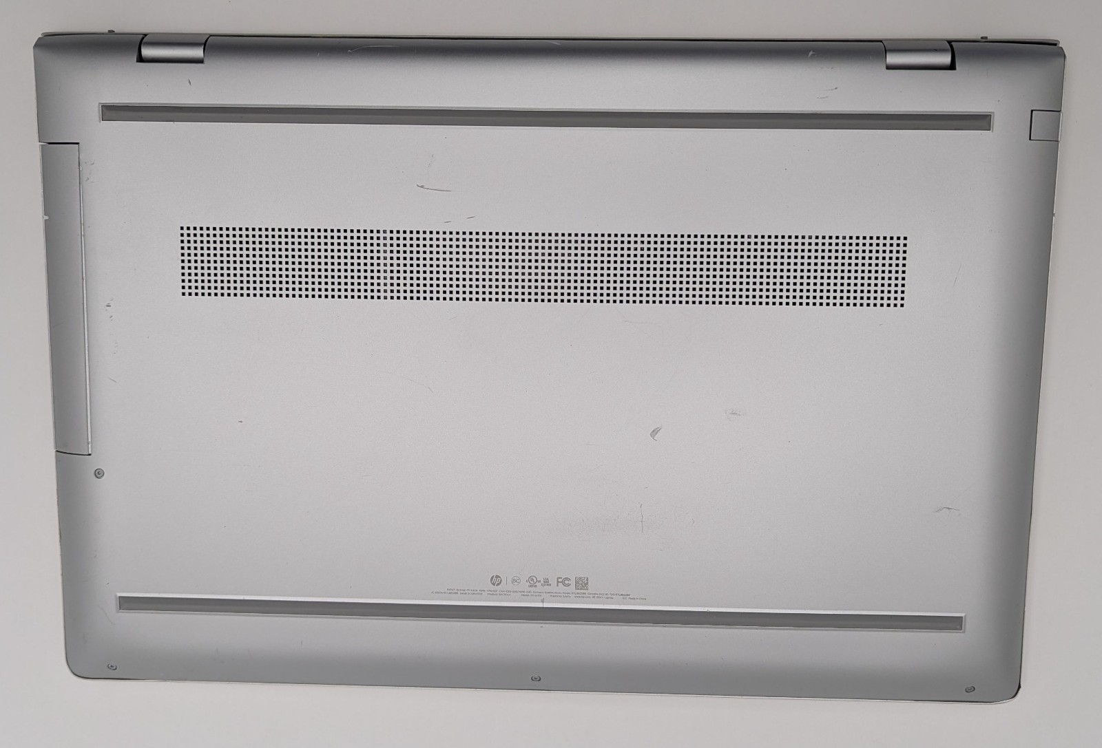 Incomplete HP ENVY 17T-AE100 17.3″ Laptop i7-8550U 1.80GHz 16GB RAM MX150 *READ*