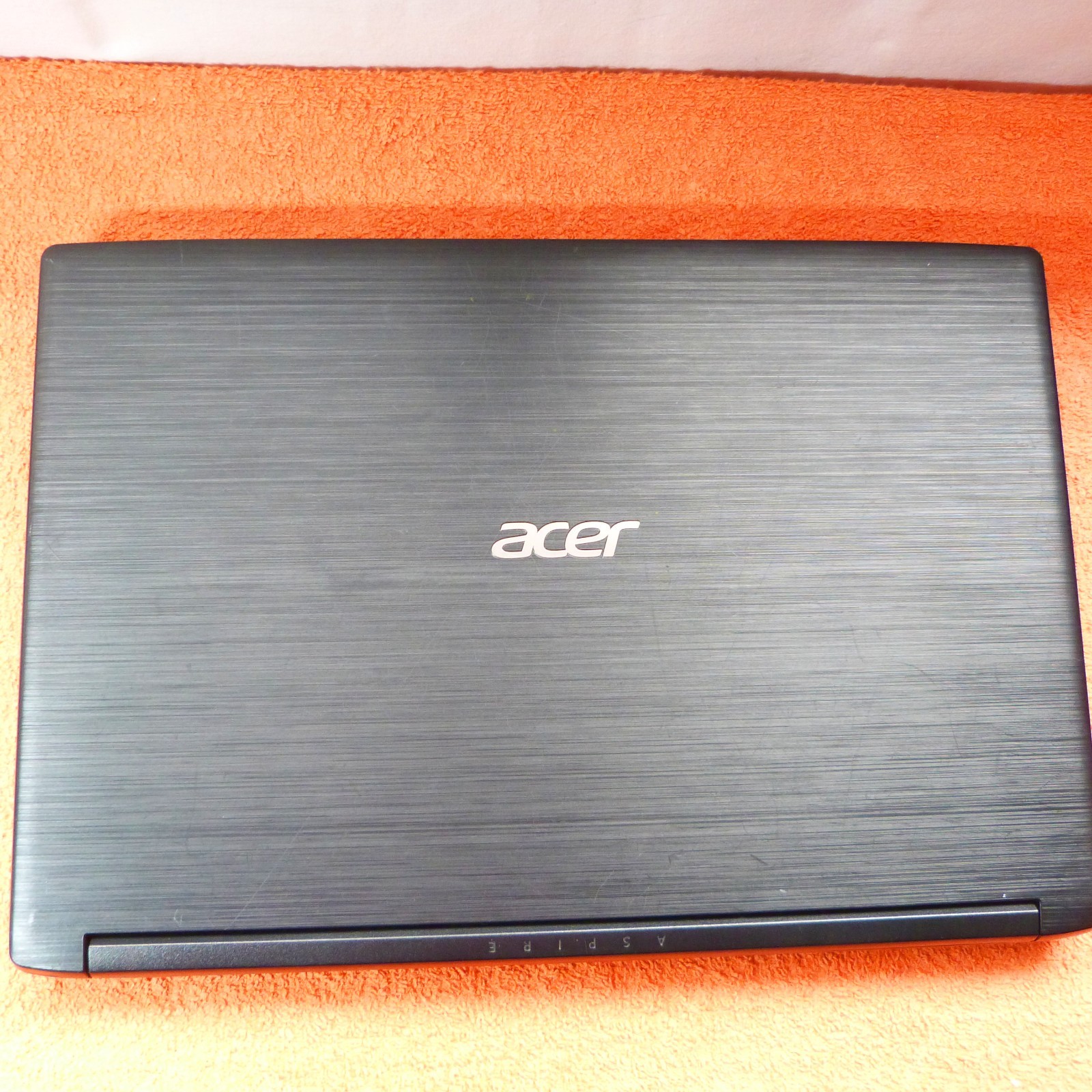 Acer A315 15″ FULLHD 120Hz Ultrabook l AMD RYZEN 5 POWER I SSD Windows 11