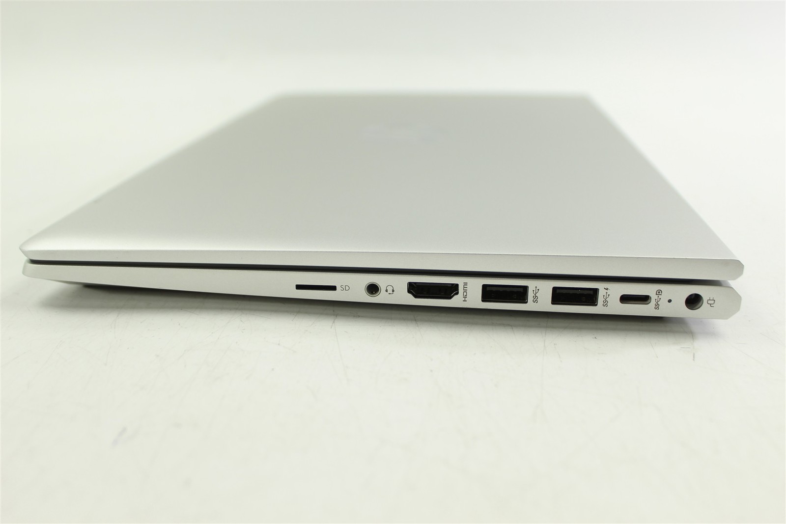 HP ProBook 445 G8 14″ FHD Ryzen 7 5800U 1.9GHz 256GB SSD 8GB RAM W11P