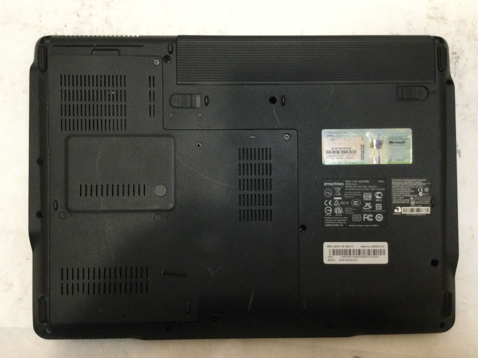 HP Stream 14-cb171wm 14″ / Intel Celeron UNKNOWN SPECS / (POWERS ON/NO BOOT!) MR