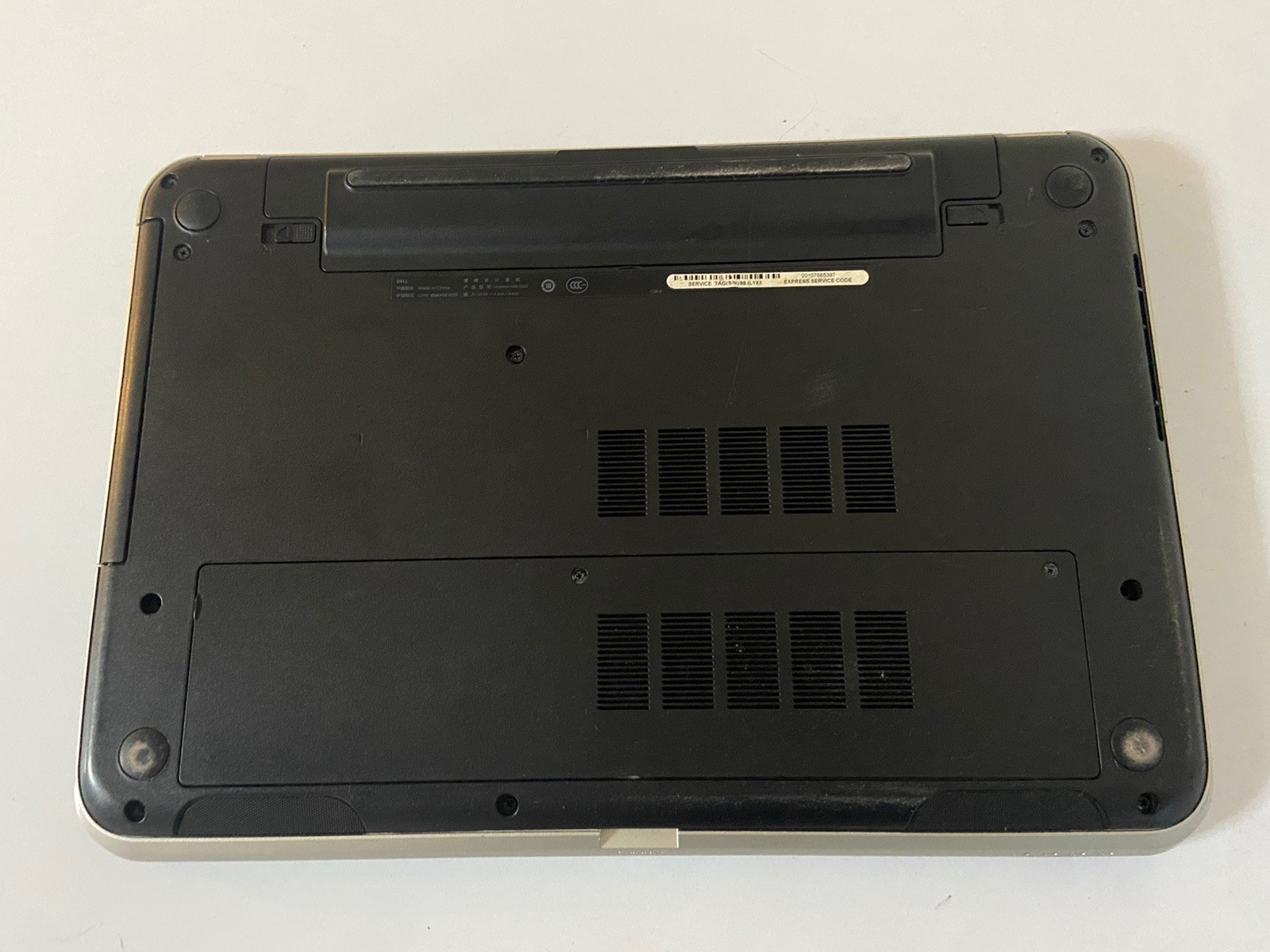 Dell Inspiron 15R 5521 Laptop i7-3537U 2.0Ghz 15.6″, 8GB, BAD BATTERY/SCREEN!