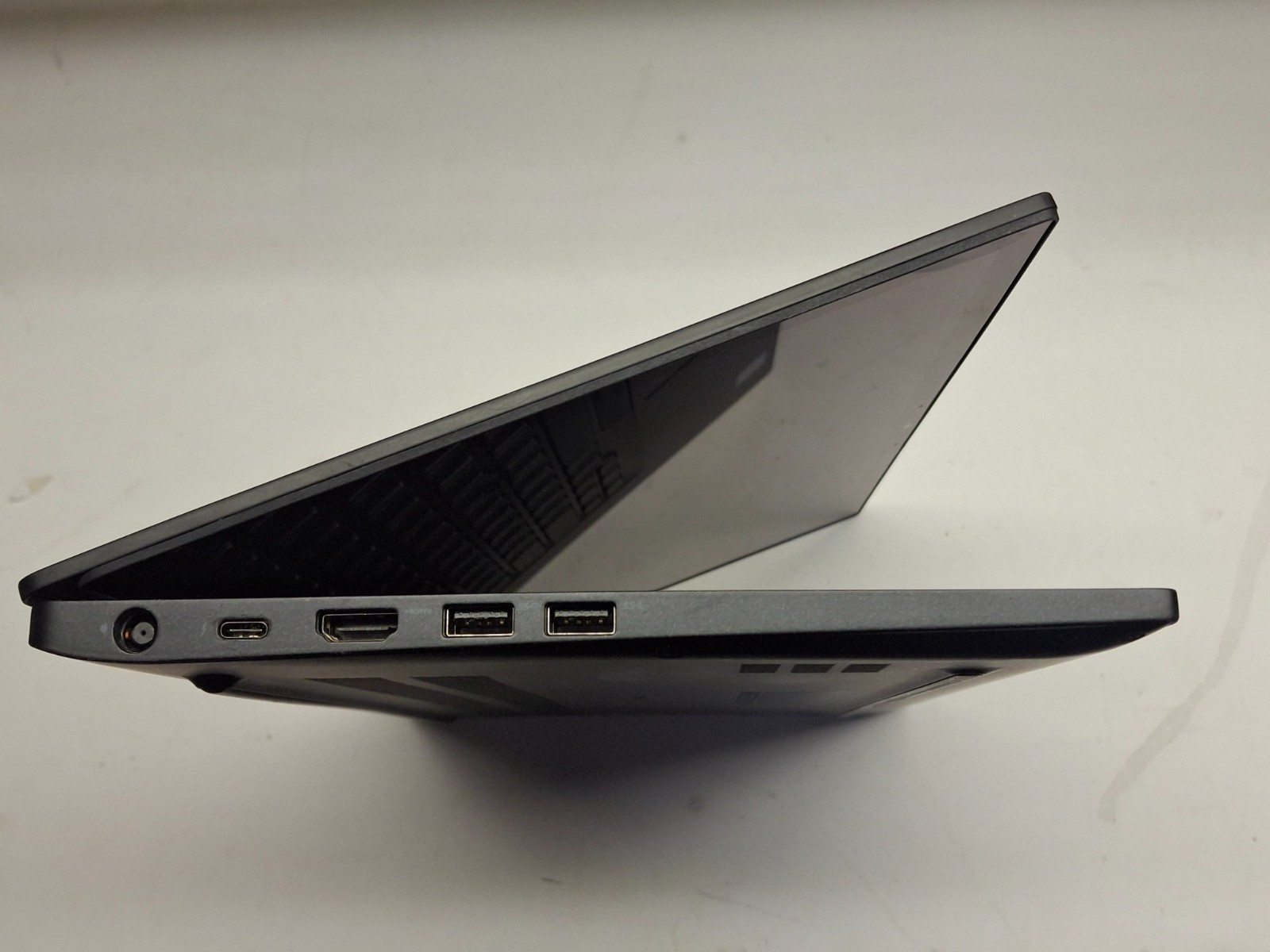 DELL LATITUDE 7480 i7-6650U 8GB RAM 256GB NVMe Wifi Webcam Touchscreen W10P W/AC