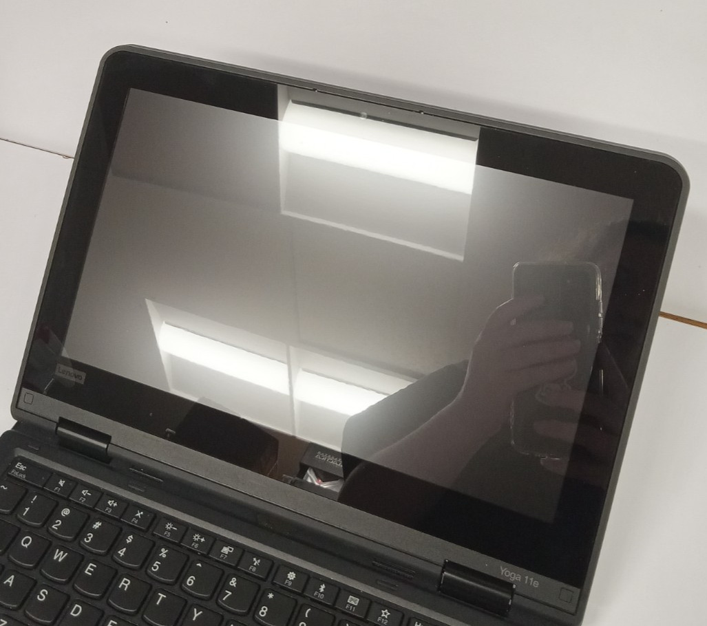 Lenovo ThinkPad Yoga 11e 11.6″ (128GB SSD, Celeron N4210, 4GB RAM)