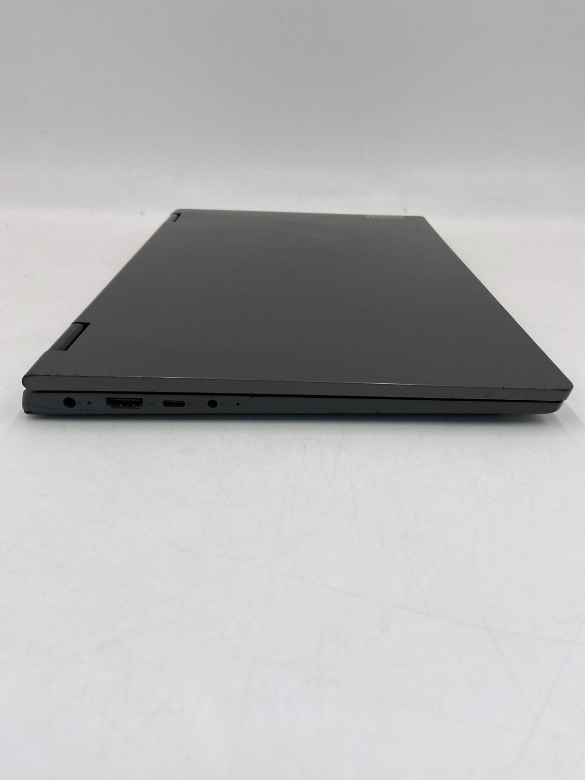 Lenovo IdeaPad Flex 5 14″ Ryzen 3 3200U 4GB RAM 256GB SSD AMD