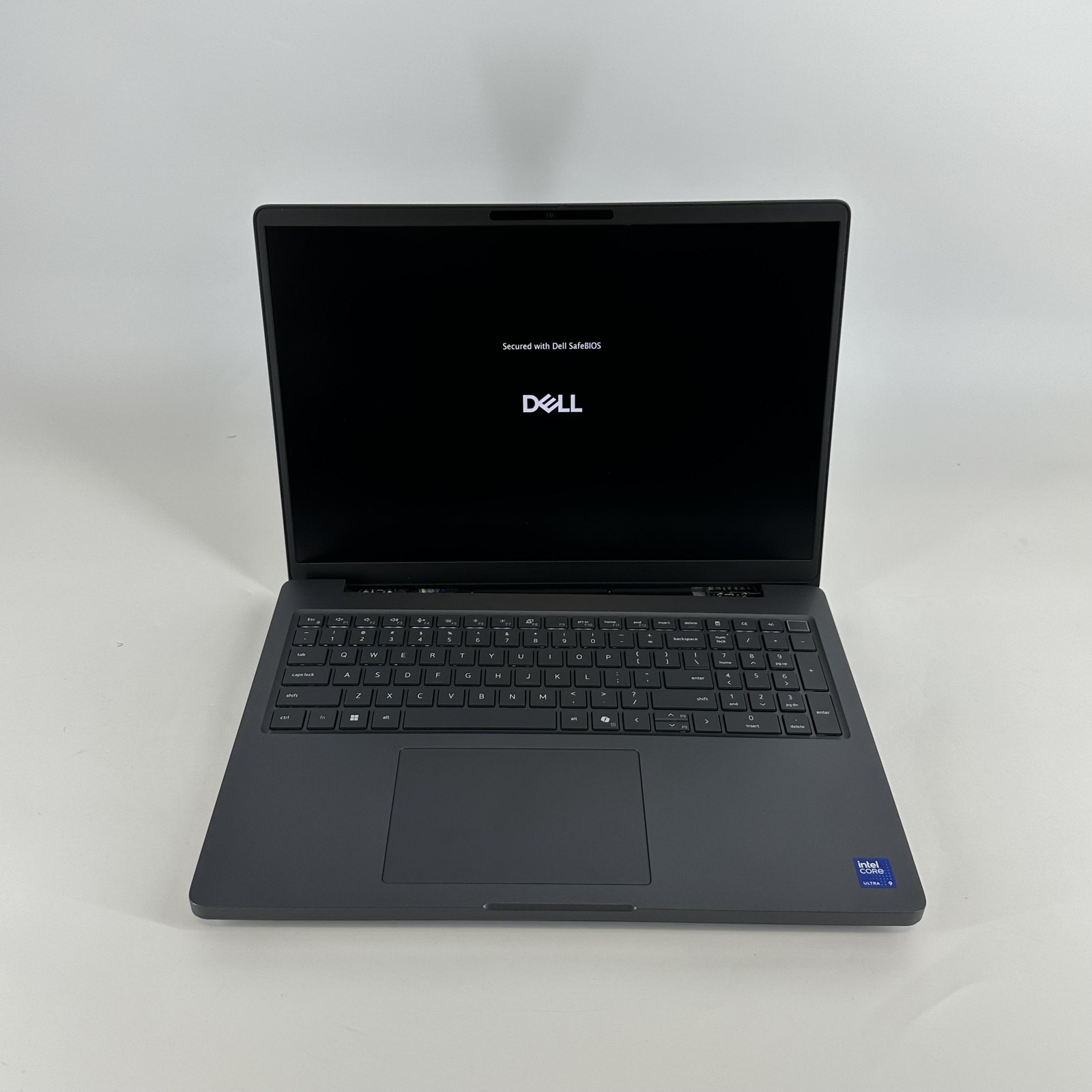 Dell Pro Max 16 Plus MB16250 FHD+ Ultra 9 285HX 64GB 2TB RTX PRO 2000 Blackwell