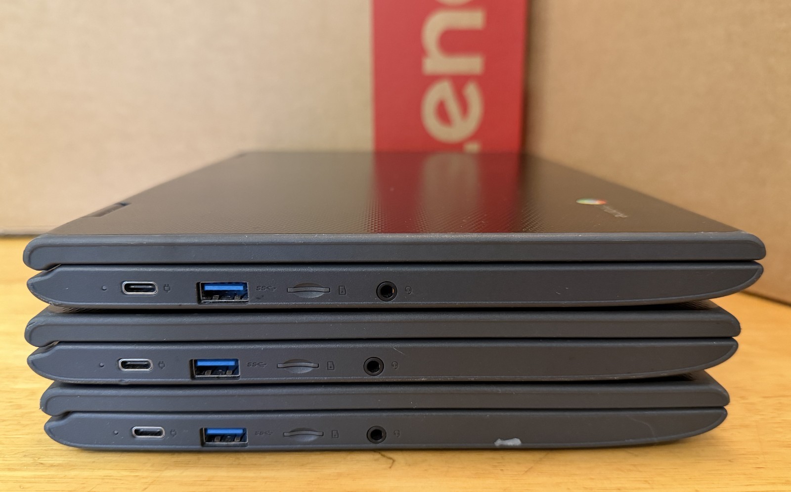 Lenovo 500e 2nd Gen 11.6″ 2-in-1 Chromebook Celeron N4120 8GB RAM 64GB eMMC