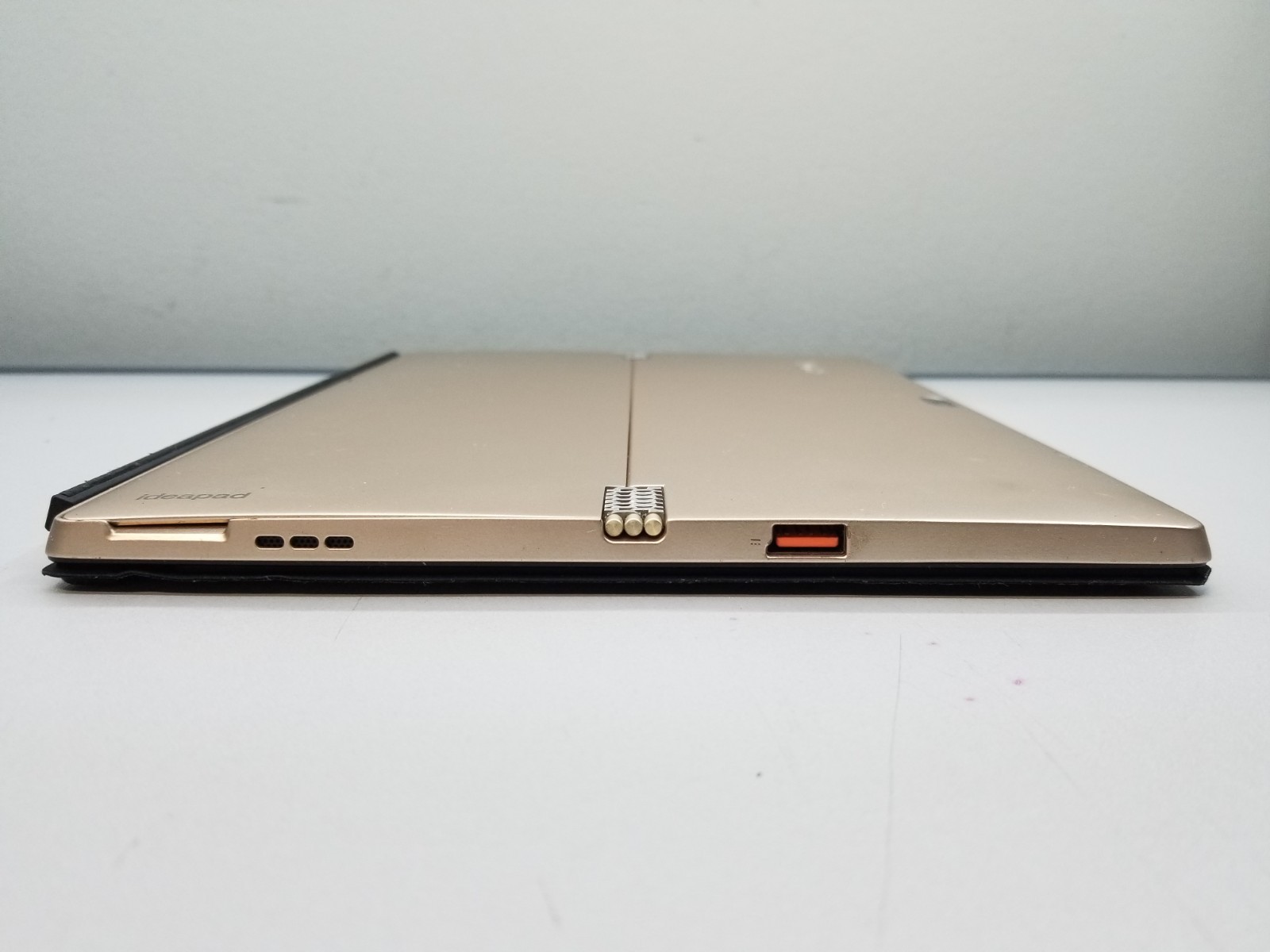 AS-IS Lenovo IdeaPad MIIX 700 12″ Intel m5-6Y54 1.1GHz 8GB RAM 512GB M.2 W11Pro