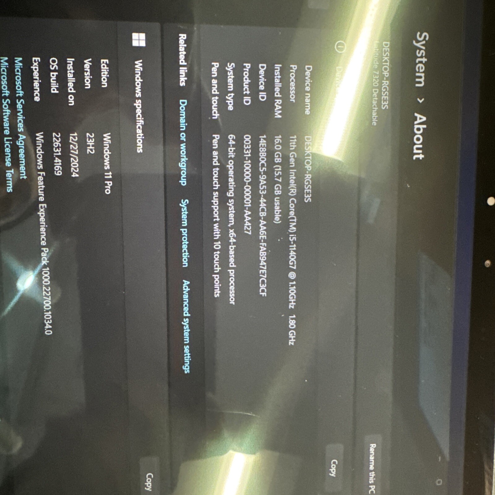 Dell Latitude 7320 Detachable 13” (256GB SSD Intel Core i5-1140G7 16GB RAM)…