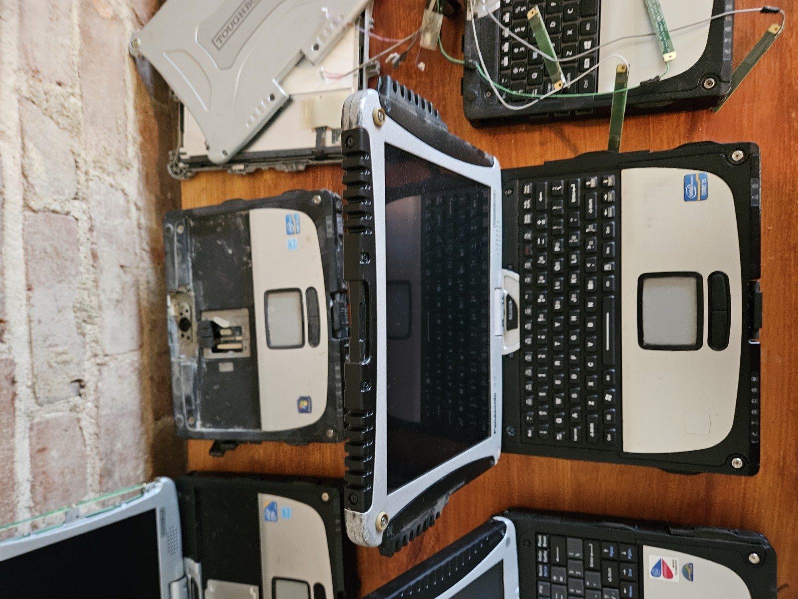Lot of 7 Panasonic Toughbook CF-19 CF-18 PARTS REPAIR AS-IS – See Pics CF19s