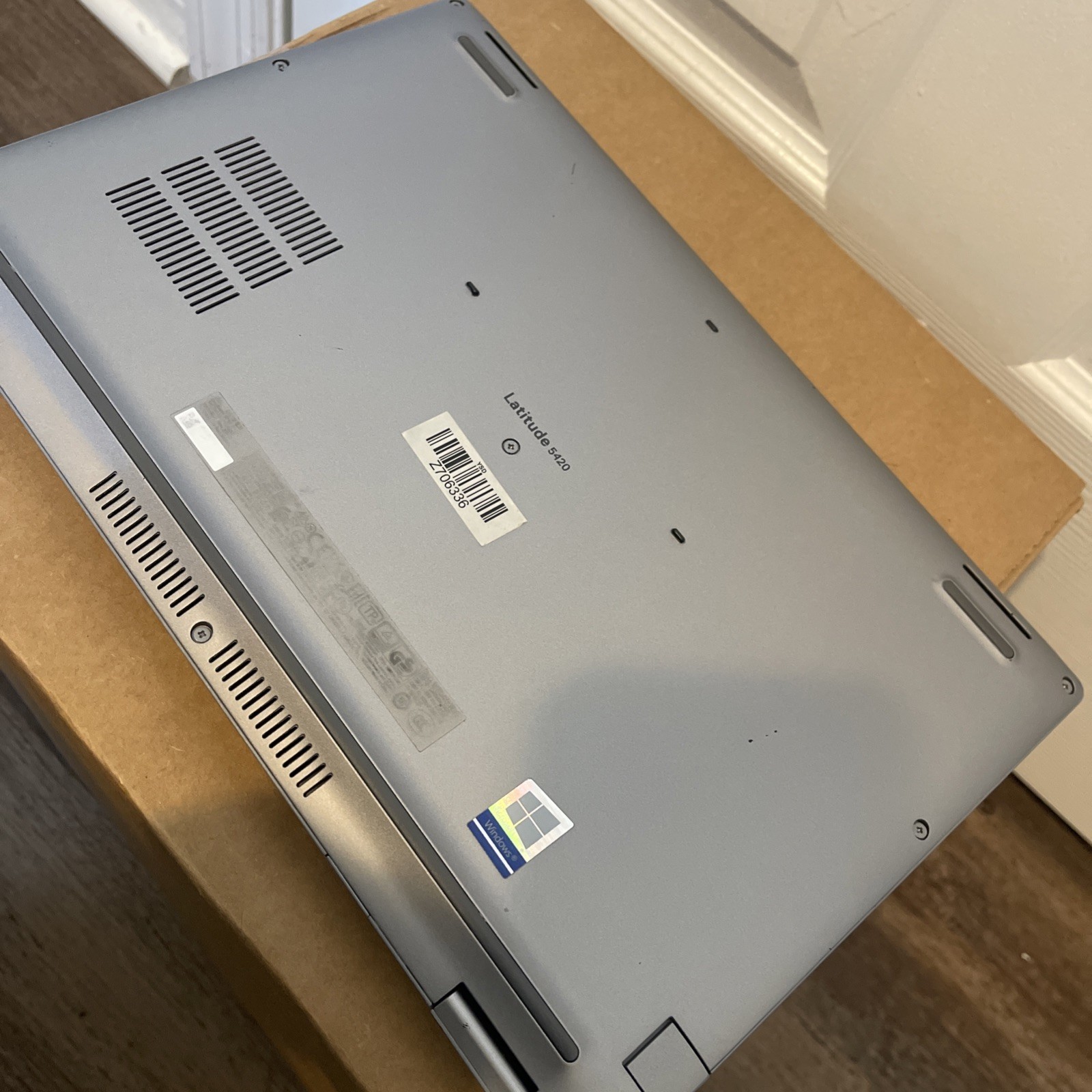 Dell Latitude 5420 i5-1145G7 8GB RAM 256GB SSD 14” FHD Win11 Pro WiFi 6