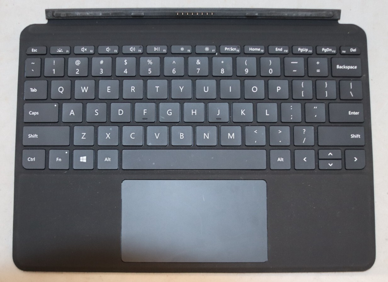 (1926) Microsoft Surface Go 2, 10.5″, Intel Core m3, 4GB, 64GB