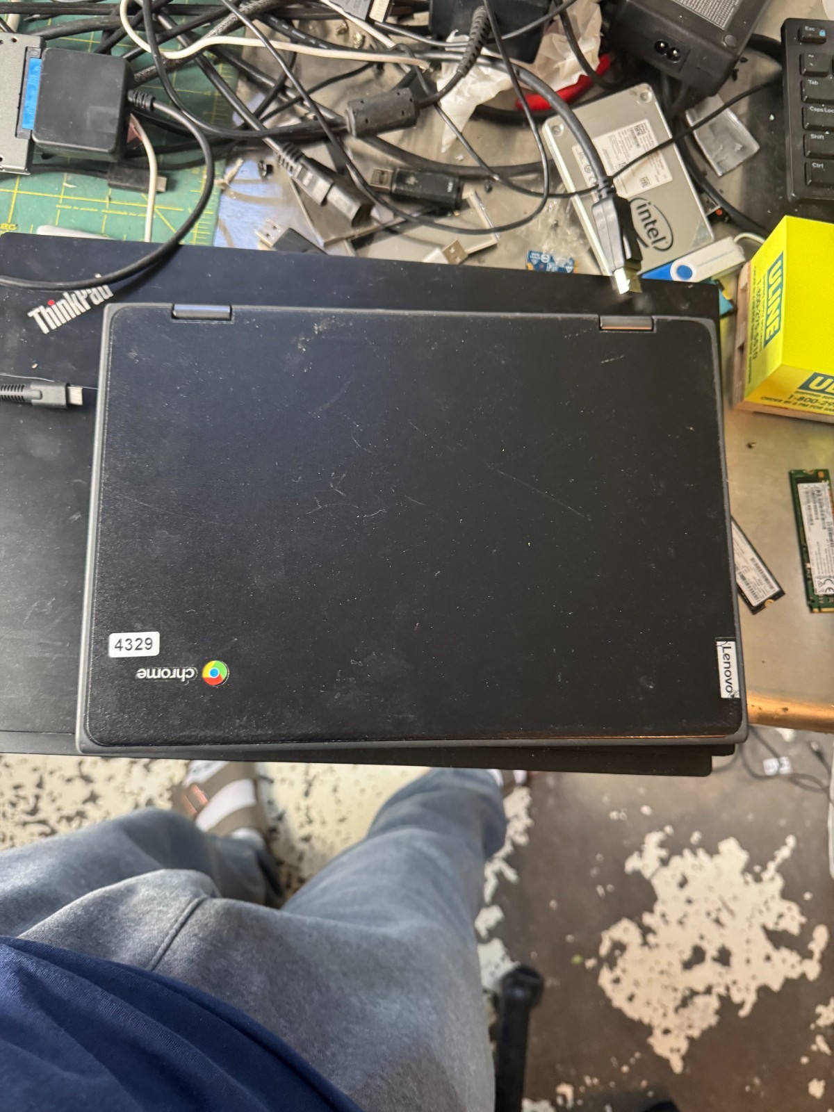 Lenovo 300e Chromebook 2nd Gen Laptop #4329