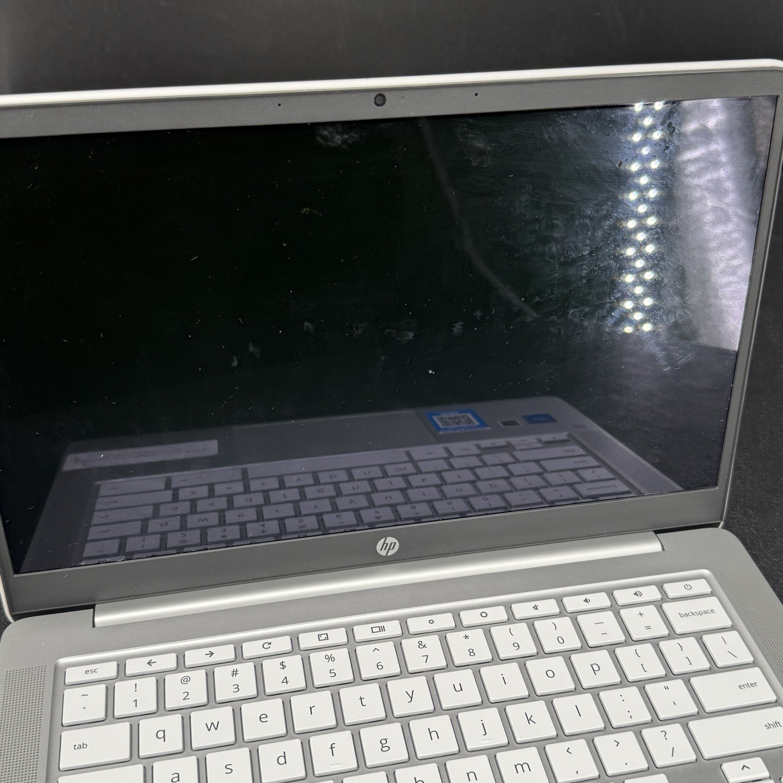 HP Chromebook 14a-na0040nr,” FHD Intel Celeron N4120 4GB RAM, 32GB eMMC