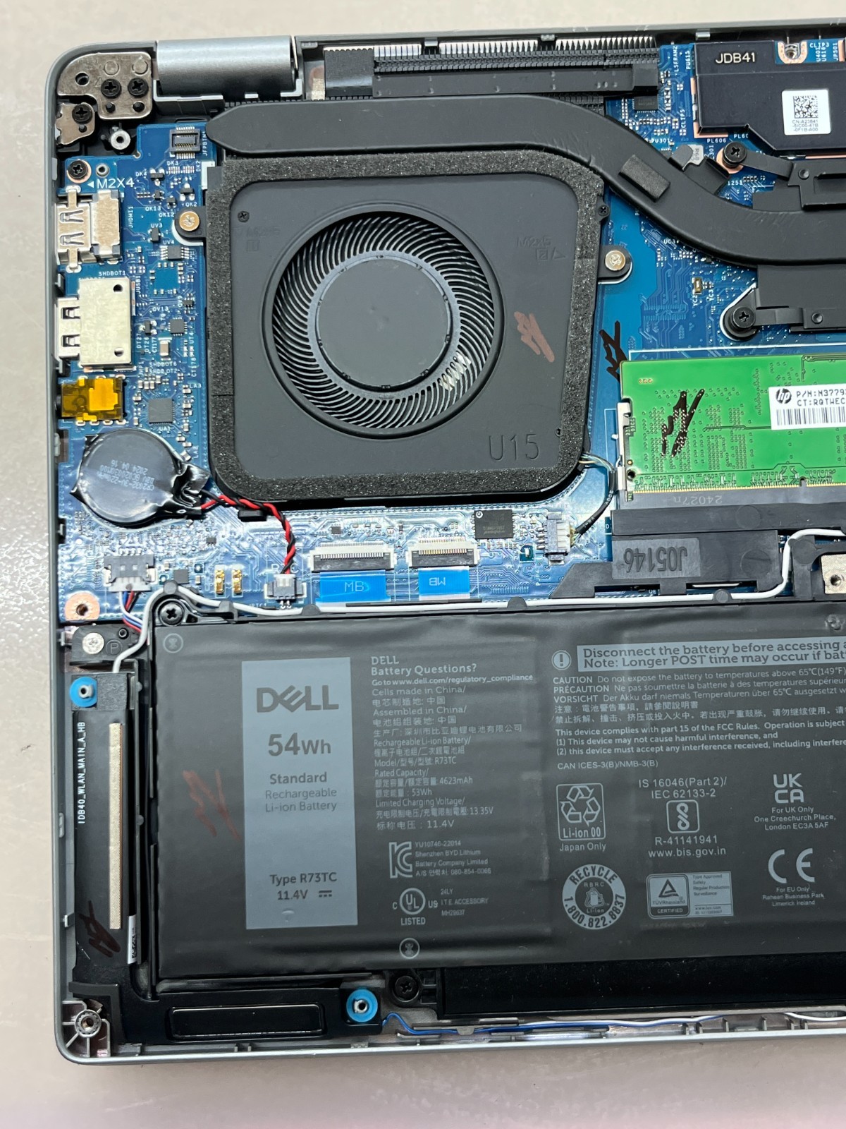 DELL LATITUDE 5450 ULTRA 5-135U@4.40GHz 8GB NO SSD/OS *Check Pictures*
