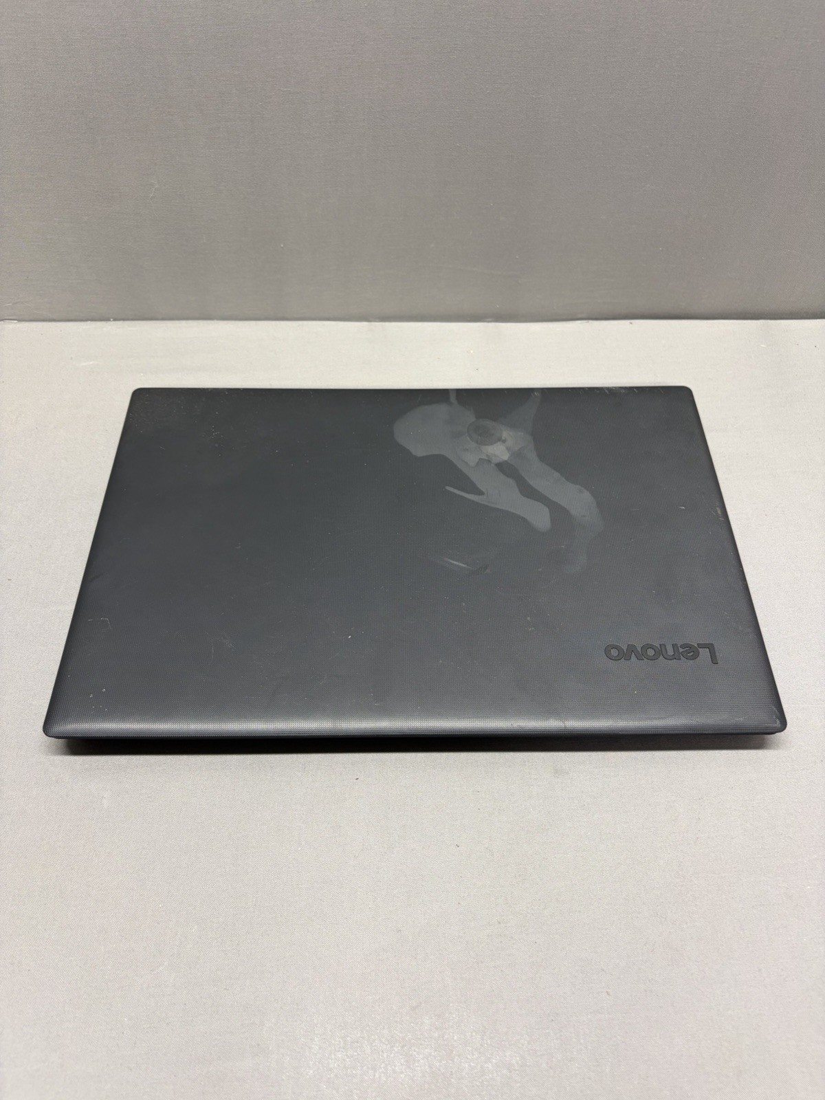 Lenovo 81DE00L8US Ideapad 330 15.6″ HD i3-8130U 2.20GHz 4GB 1TB For Parts ONLY
