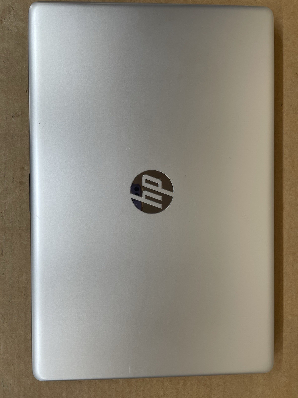 HP Laptop 17-by3xxx, Intel Core i5-1035G1 @1.00GHz, 4GB RAM, 256GB SSD, W11 READ