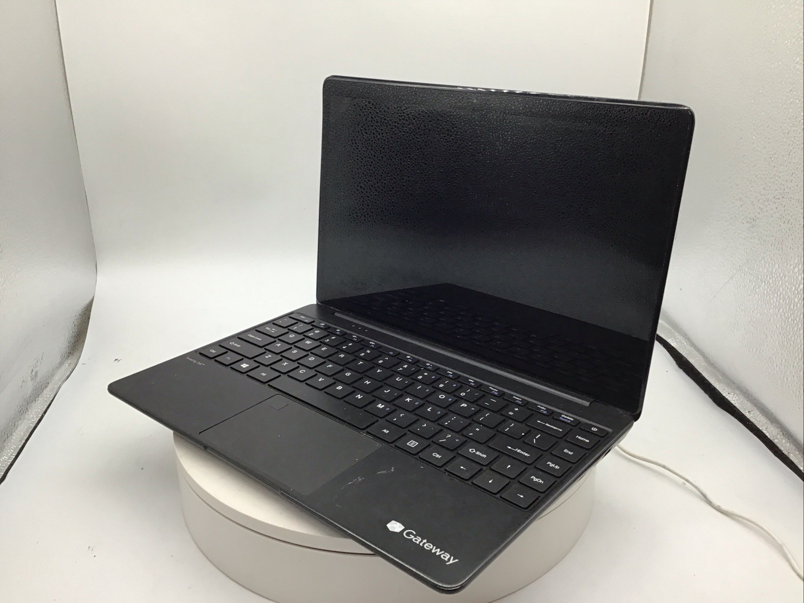 Gateway GWTN141-10BK 14.1″ Laptop i5-1135G7 NO RAM/SSD/OS BAD SCRN Parts/Repair