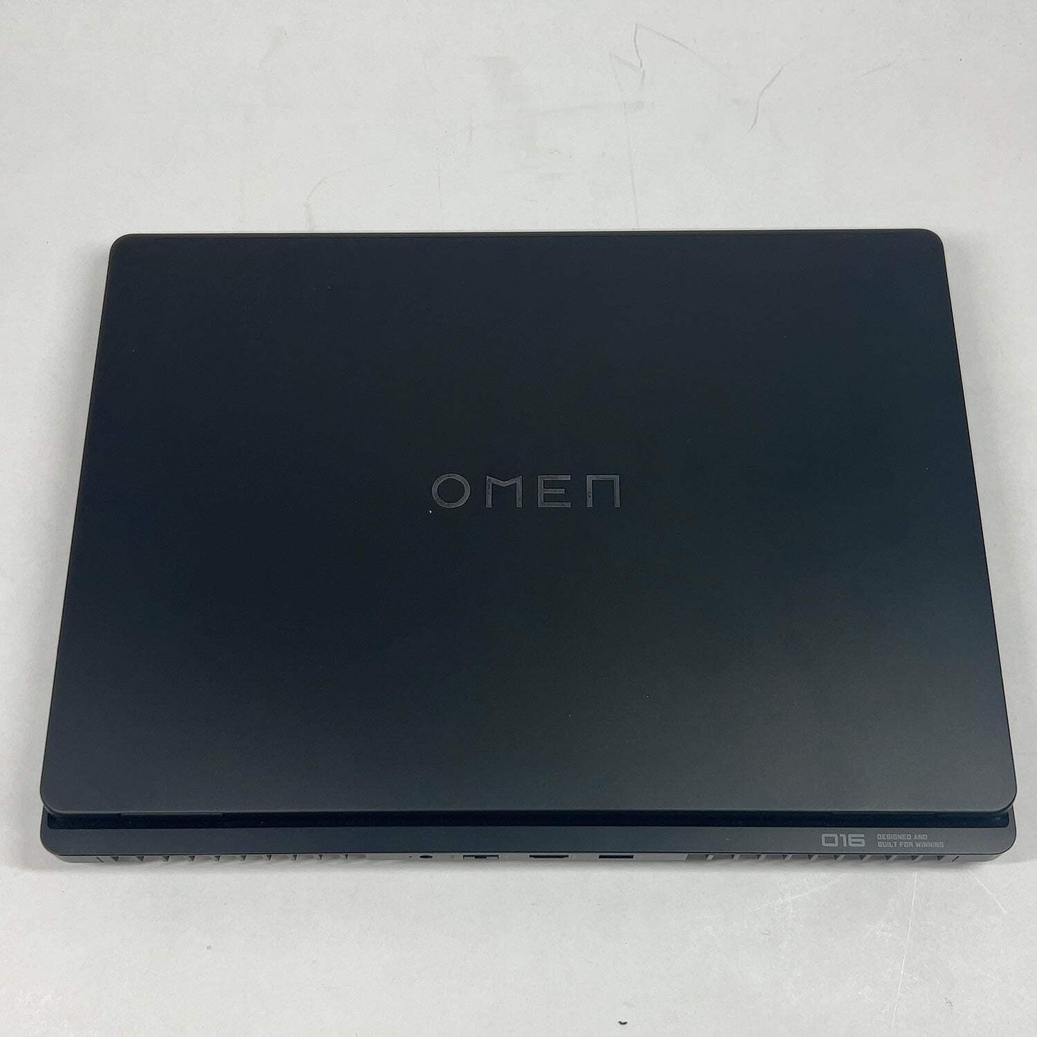 HP MAX 16-AK0XXX 16″ Ryzen AI 9 HX 375 2.0GHz 32GB RAM 1TB SSD GeForce RTX 5080
