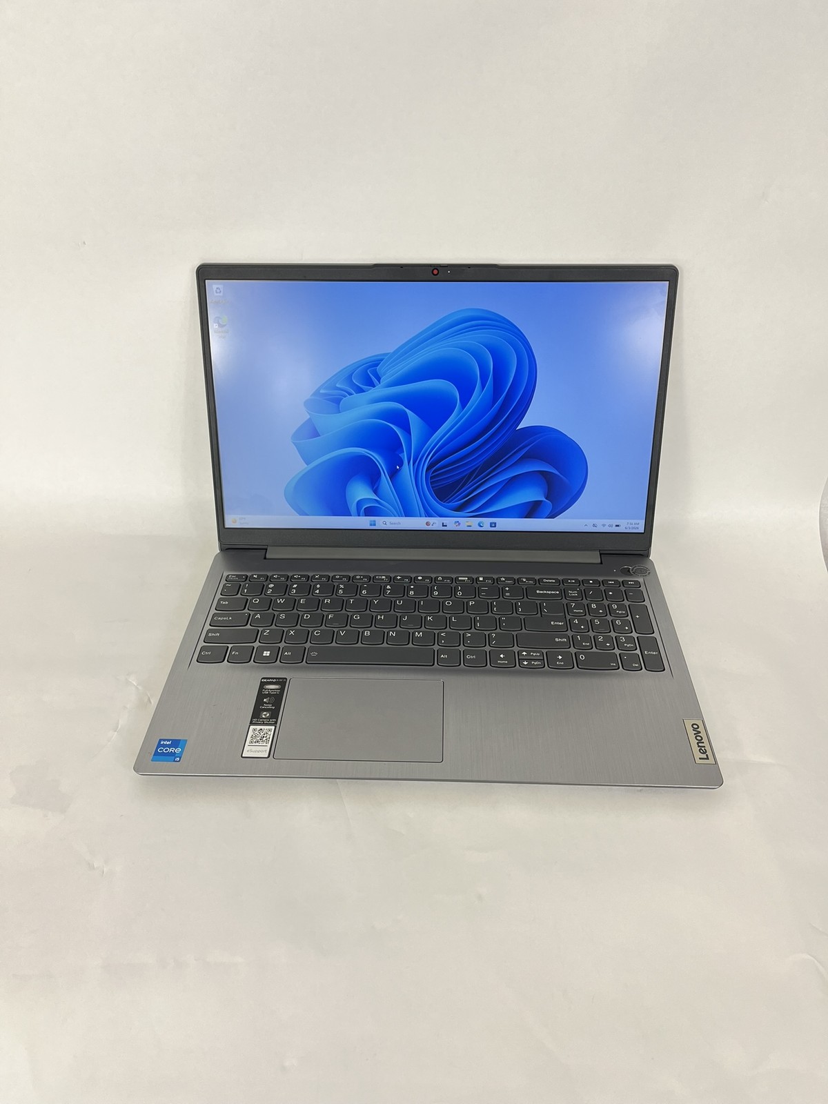 Lenovo IdeaPad 3 15IAU7 15.6IN i5-1235U 8GB 256GB SSD W11