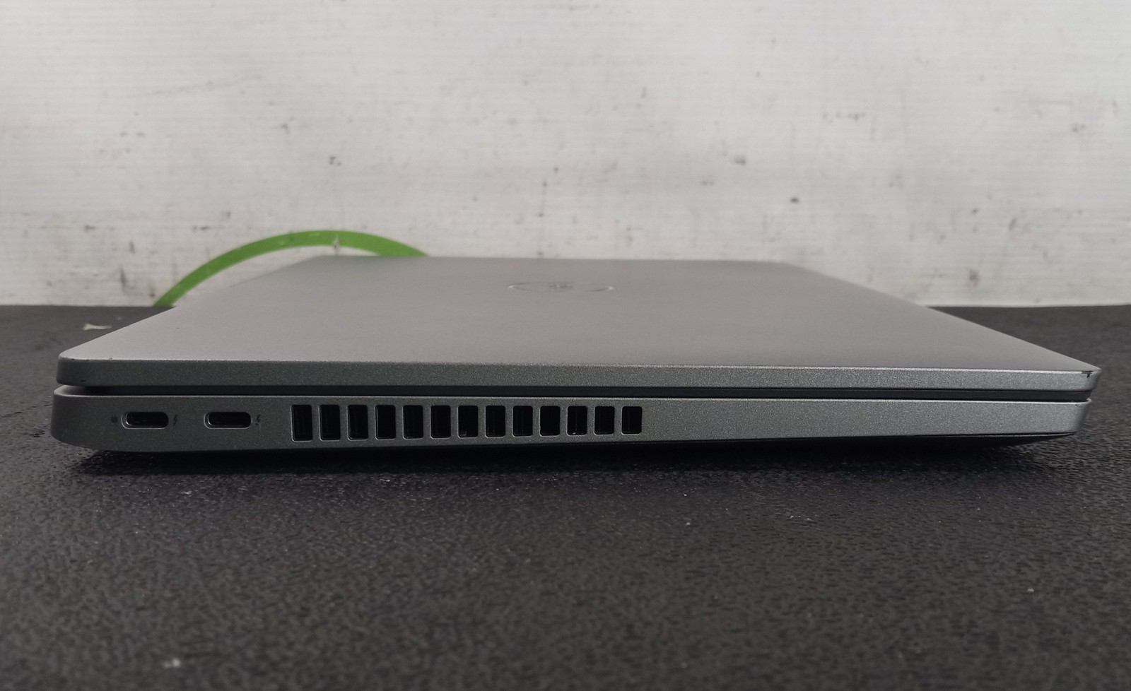 Dell Latitude 5430 14″ i5-1235U 256GB 16GB Laptop w Adapter Win11