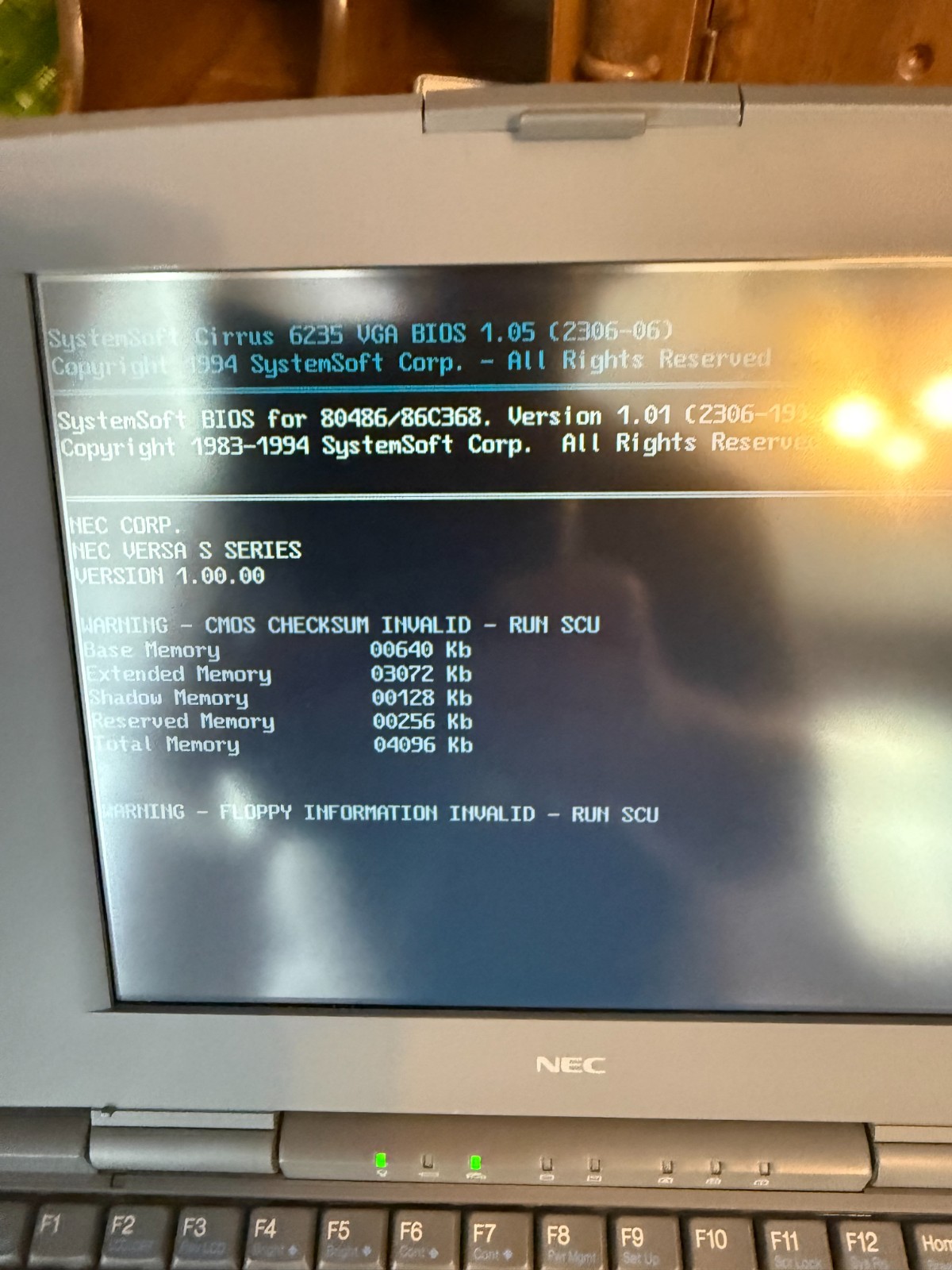 Rare 1994 NEC Versa S/33 486SL Laptop