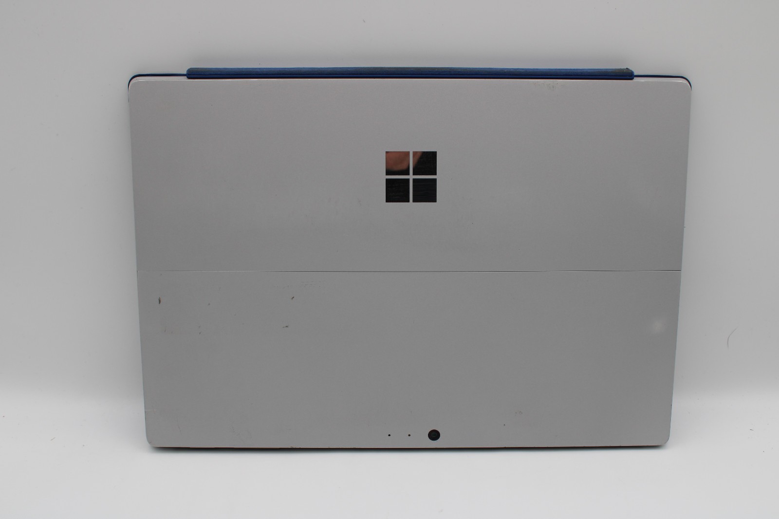 Microsoft Surface Pro 4 1724 m5-6Y30 4GB RAM 128GB SSD No OS