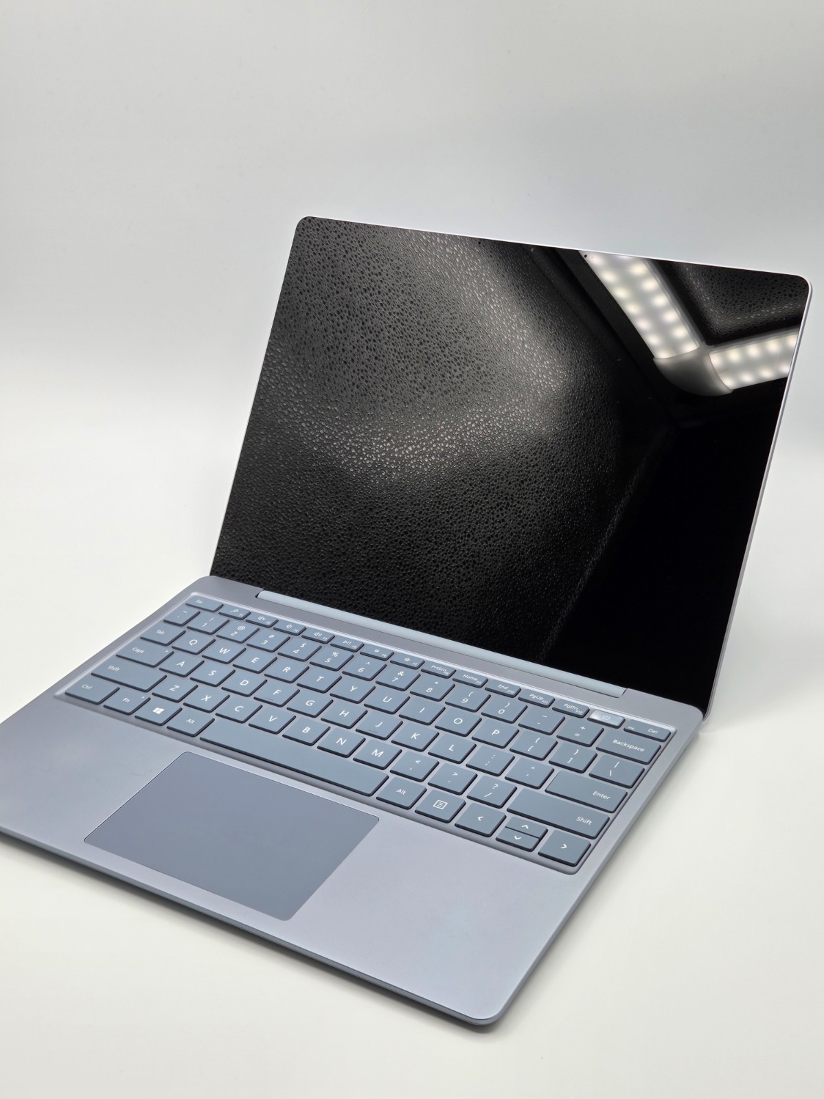 Microsoft Surface Laptop Go i5-1035G1 8GB 128GB SSD Win 11 TouchScreen FAST SHIP