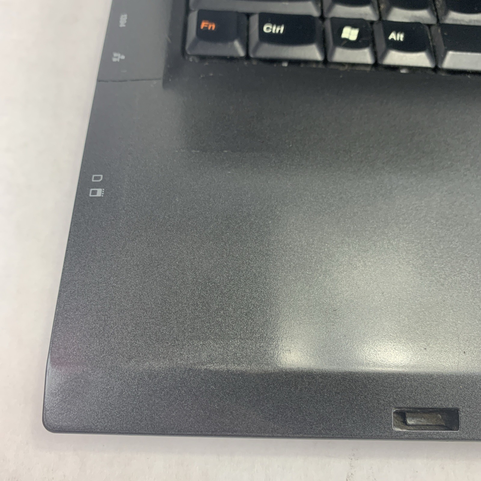 Lenovo 3000 C200 Genuine Intel 1.60GHz 2GB RAM 15″ No Battery No HDD No OS