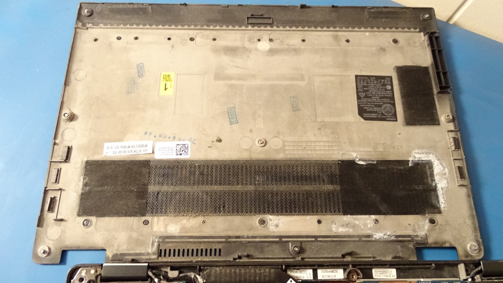 DELL Latitude 7389 CORE I7 VPRO Touch Screen / PARTS