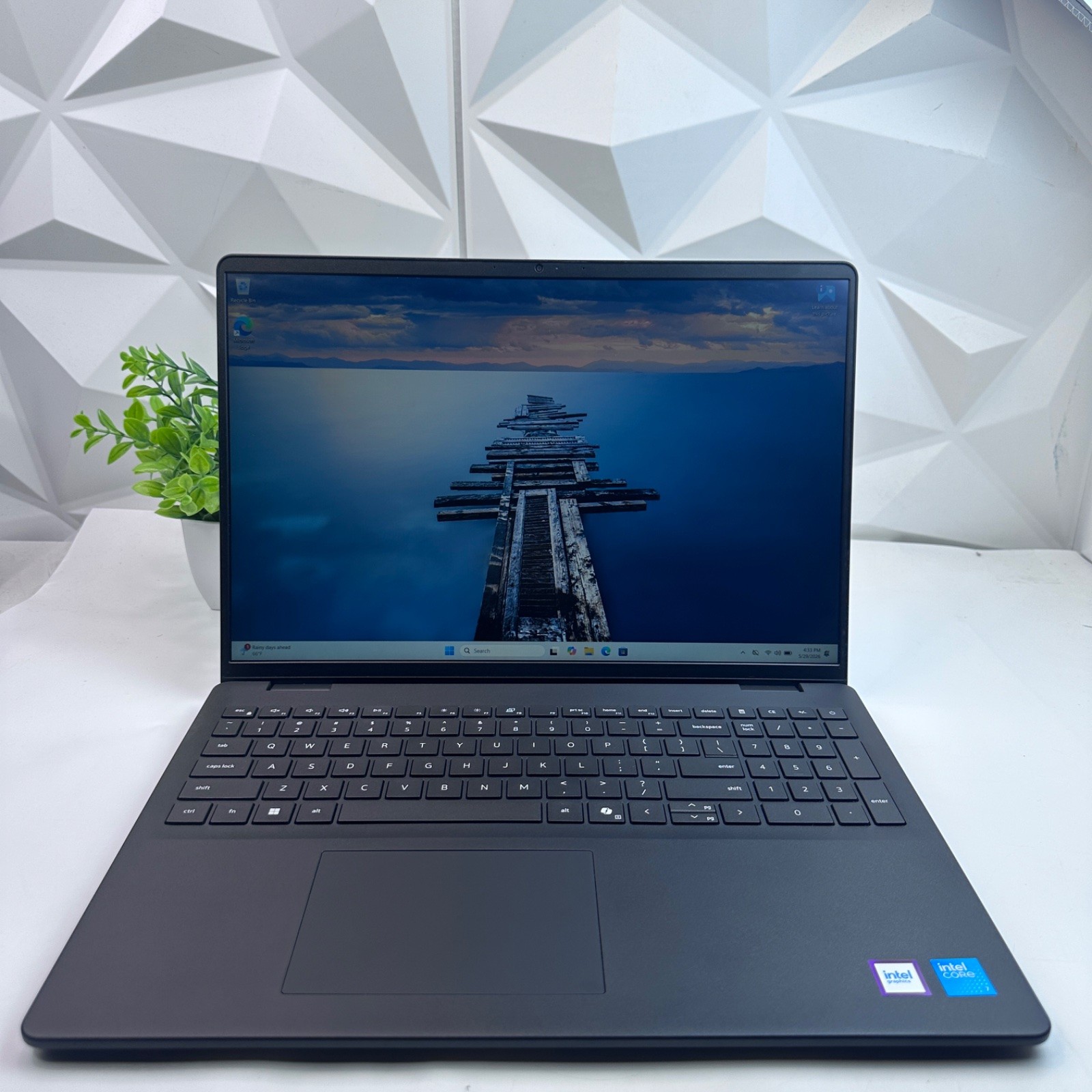 Dell 16 DC16250 Laptop, 16″ FHD+ Touch, Intel Core 7 150U, 16GB, 1TB SSD