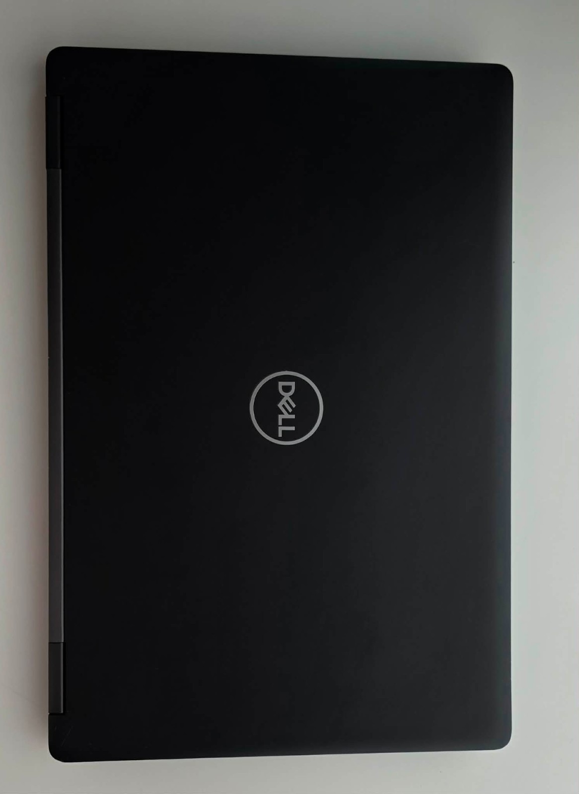 Dell Latitude 5590 i5-8250U 8GB RAM 256GB SSD 15.6″ FHD Windows 10