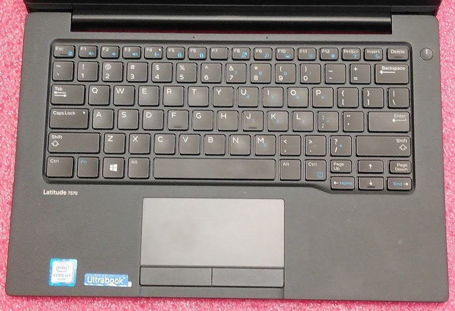 Dell Latitude 7370 13.3″ – M7-6Y75 @ 1.20GHz – 8GB RAM – 256GB SSD – Win 11