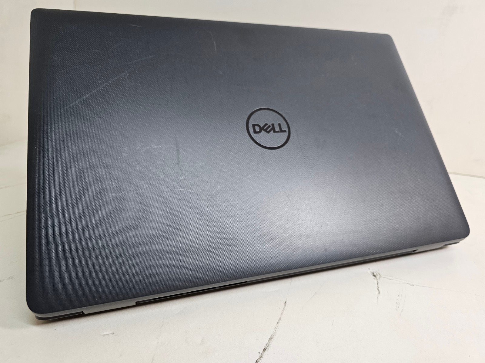 Dell Latitude 3550 Laptop – i7-1355U 16GB 512GB Cam 15.6″ – Dell ProSupport 8/27