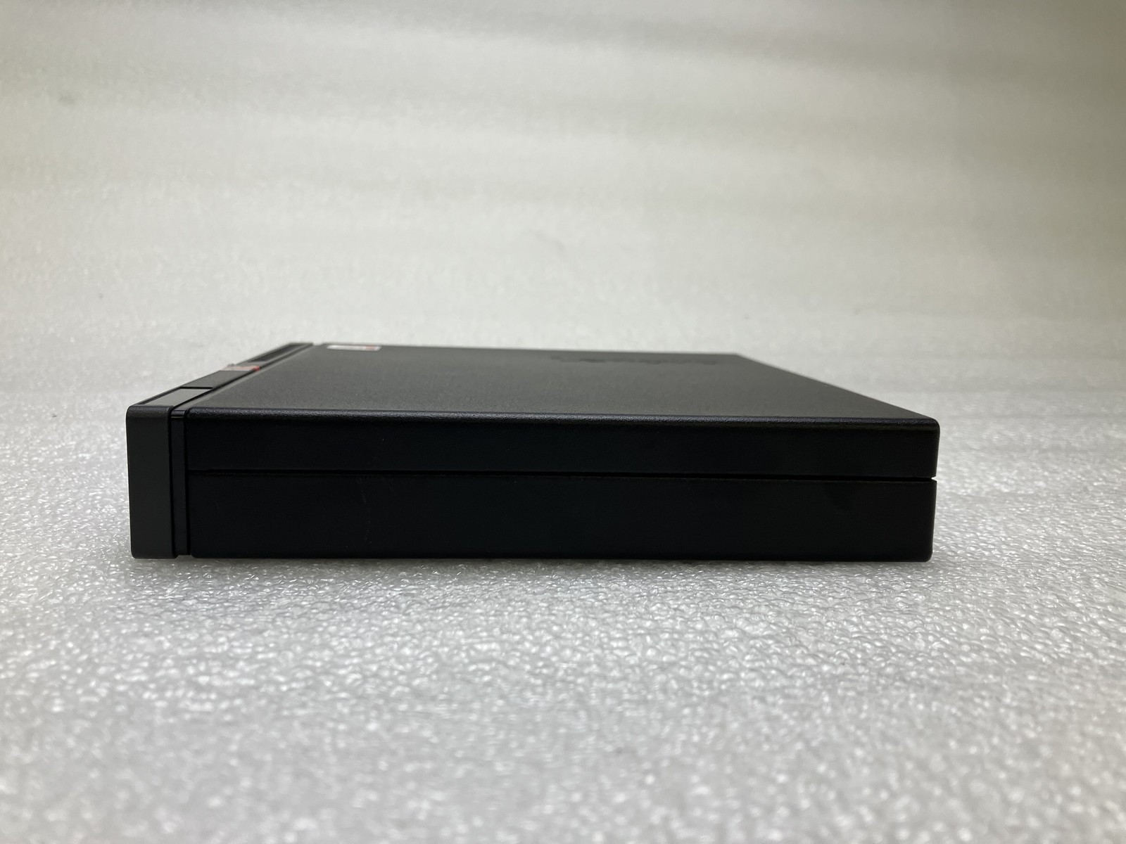 Lenovo 10RB000EUS PRO A6-8570E R5 0GHz 4GB RAM NO HDD AMD NO OS Good