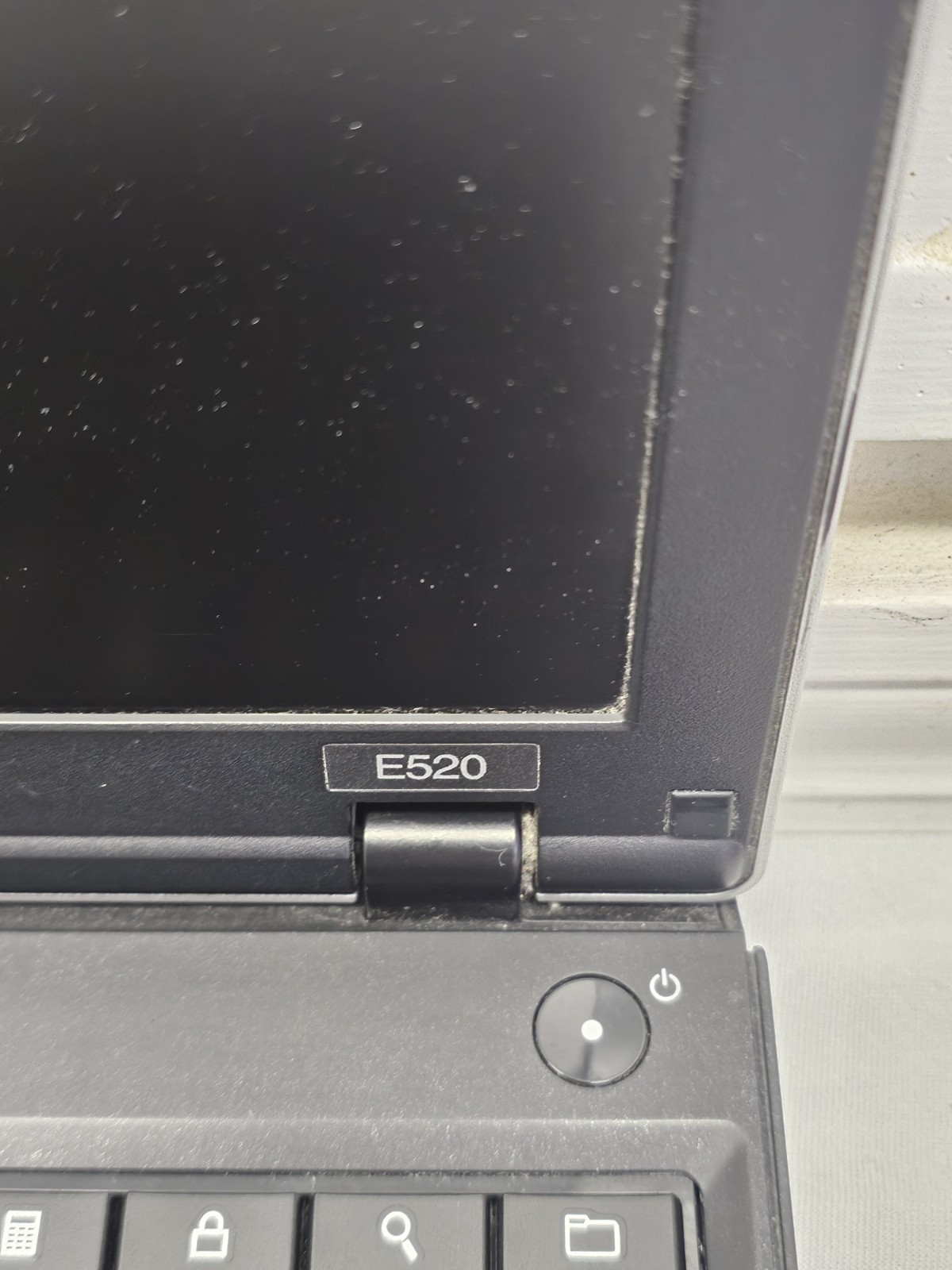 Lenovo ThinkPad E520 Laptop – i5-2410M – 8GB RAM – 80GB HDD – NO BATT READ DESC.