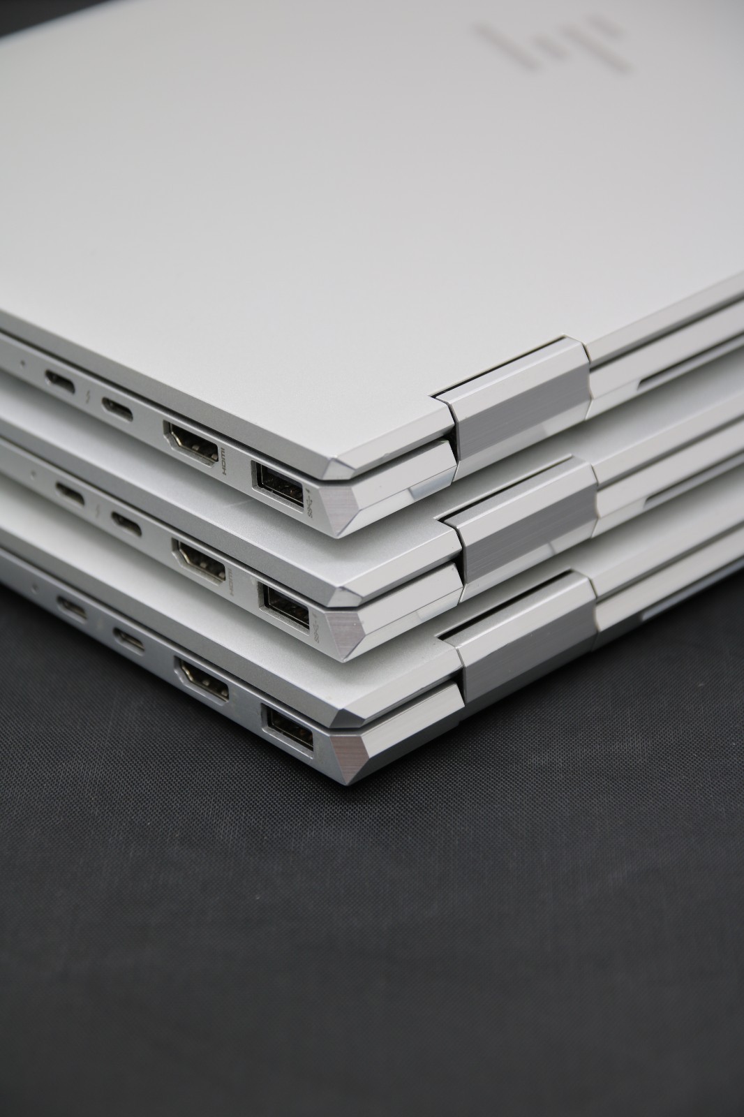HP EliteBook x360 1040 G8 – i5-1145G7 – 16GB, 256GB, Windows 11 – Lot of 3 +ADP