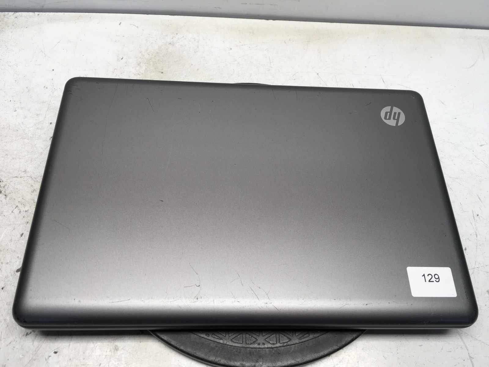 HP 2000Z-300 AMD E-300 1300MHz 4 GB NO HDD