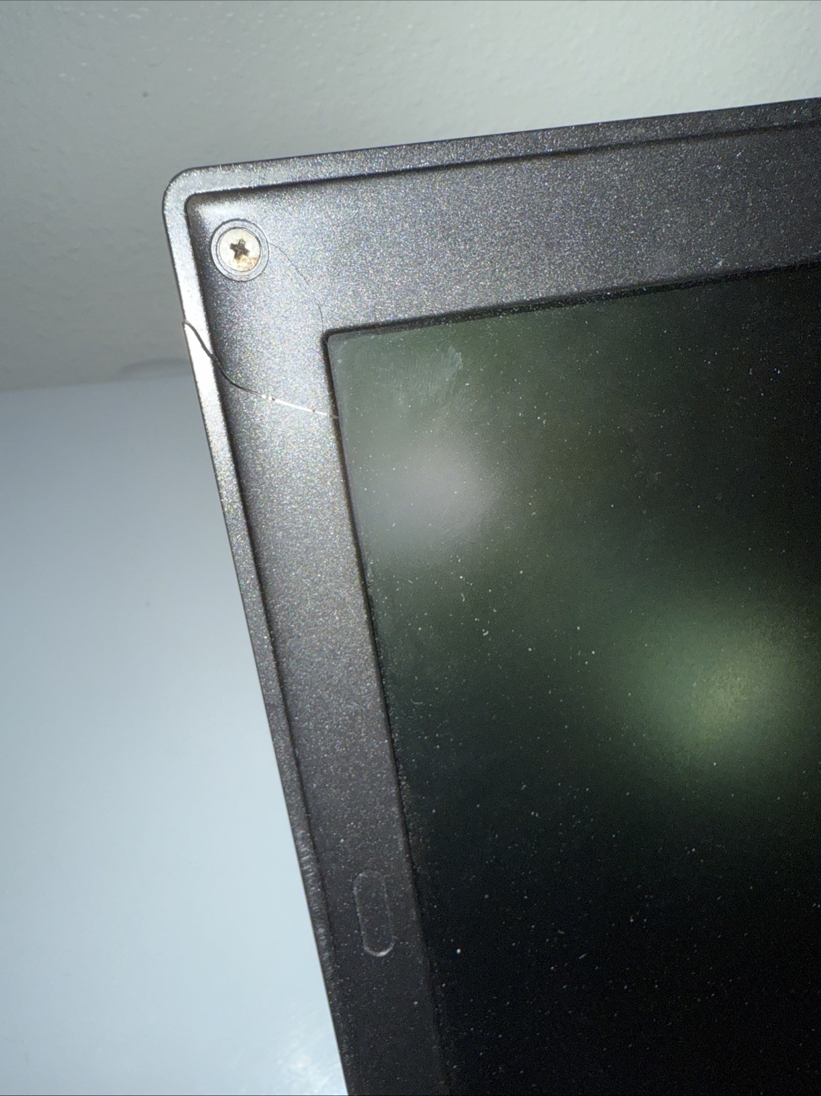 Dell Latitude D630 Laptop Intel Core, 2.5GB RAM , 80GB HDD Win XP BATTERY ISSUE